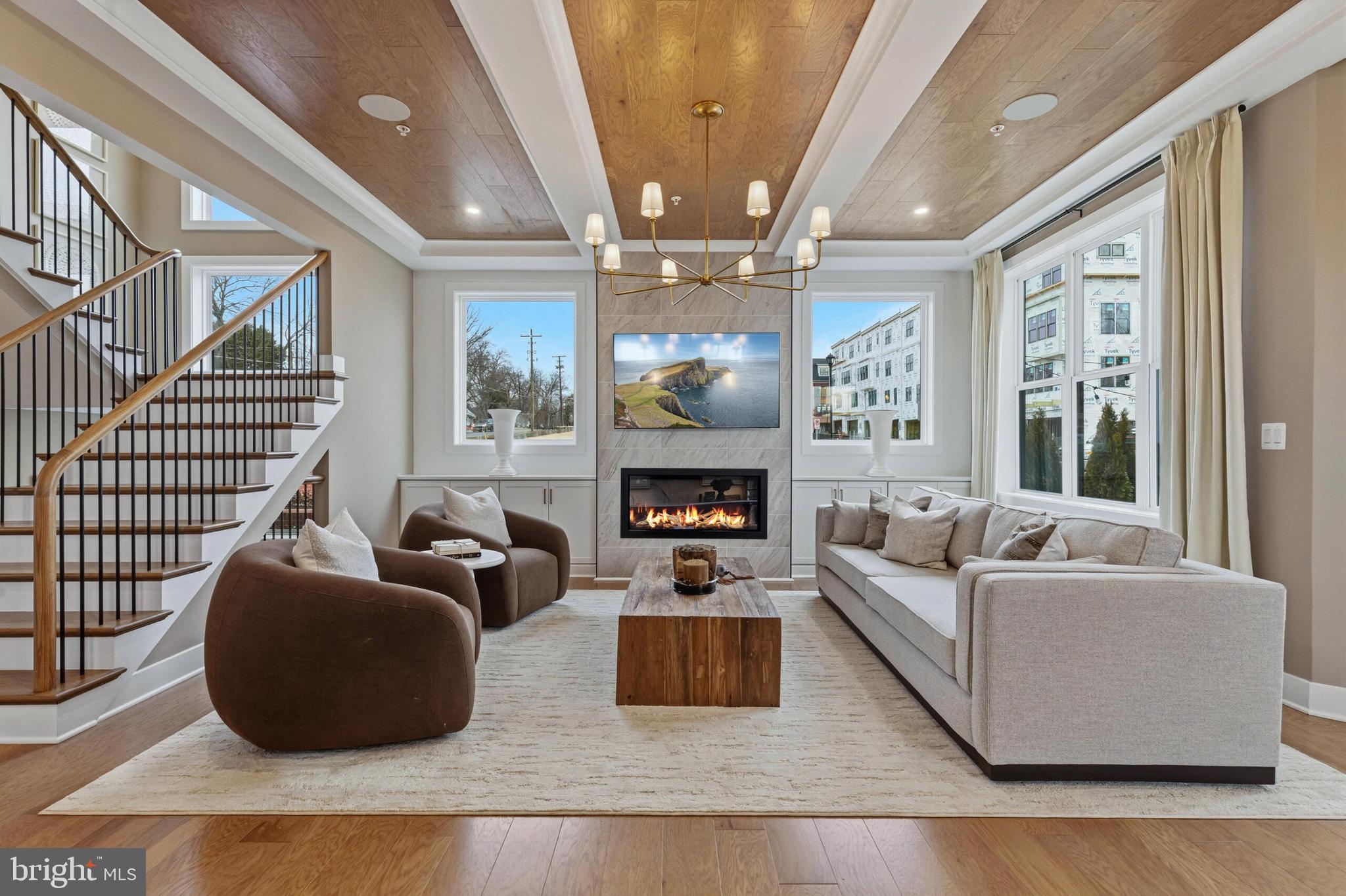 STRATHMORE VIEW - Residential
