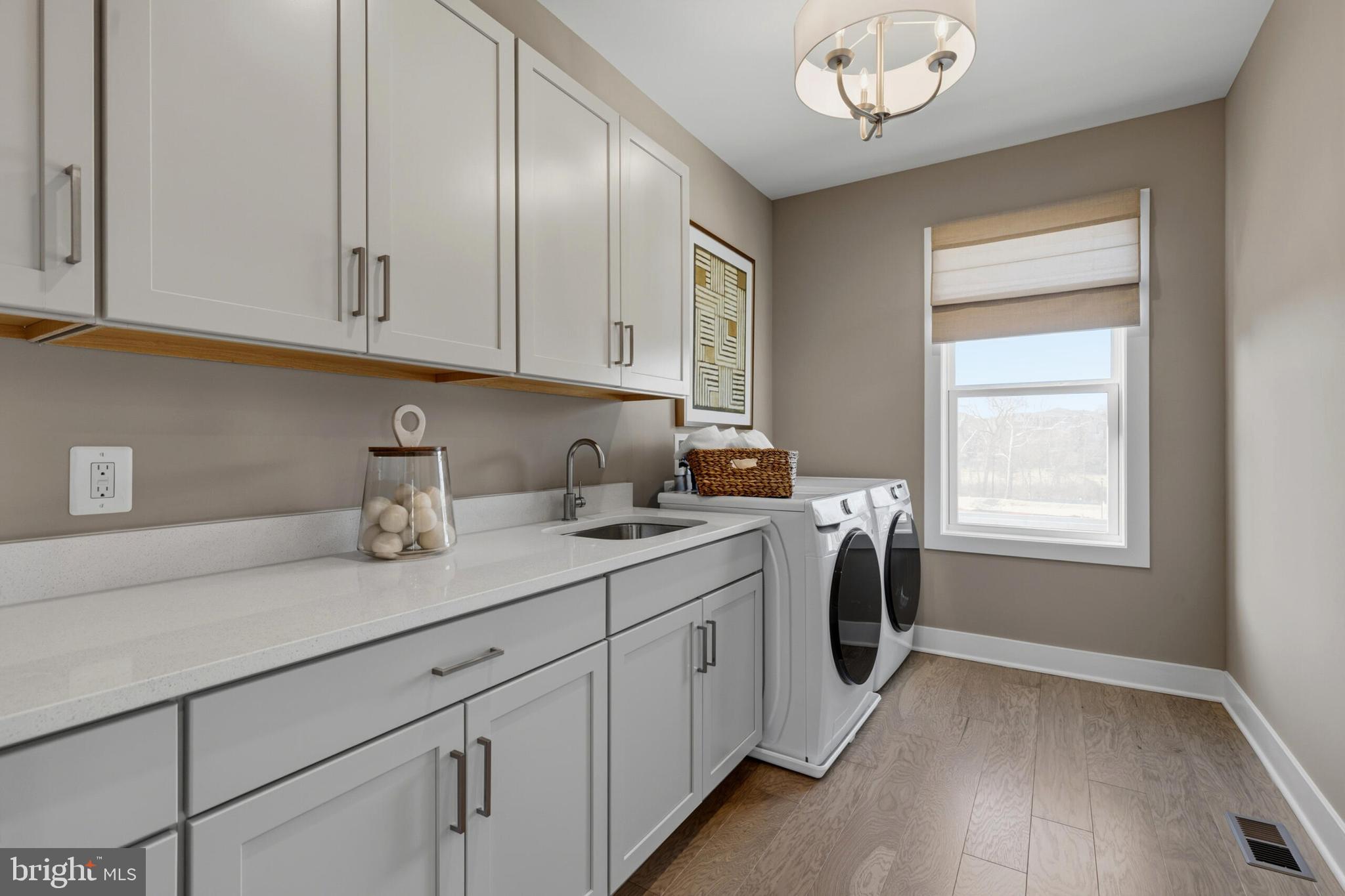 STRATHMORE VIEW - Residential