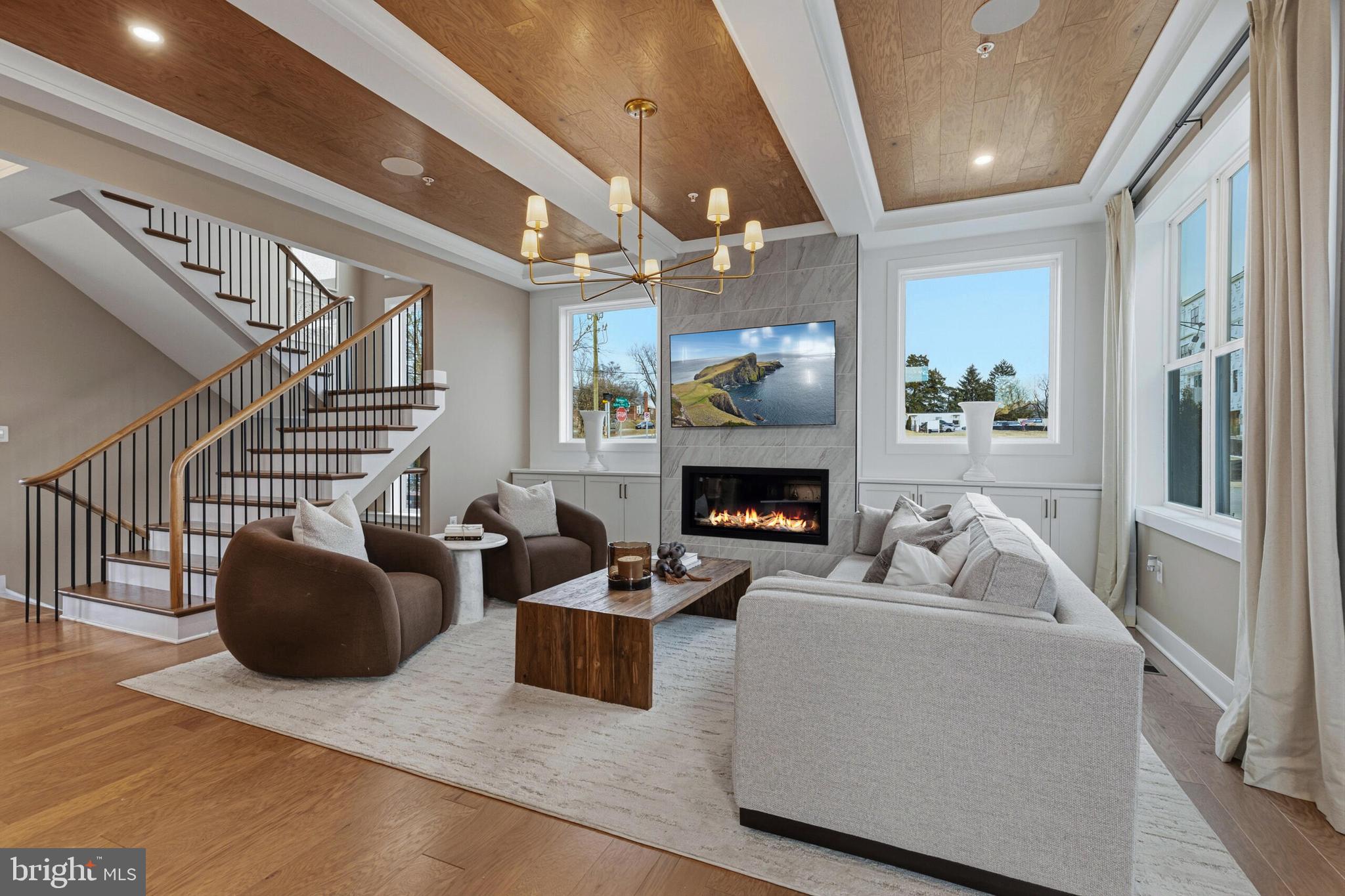 STRATHMORE VIEW - Residential