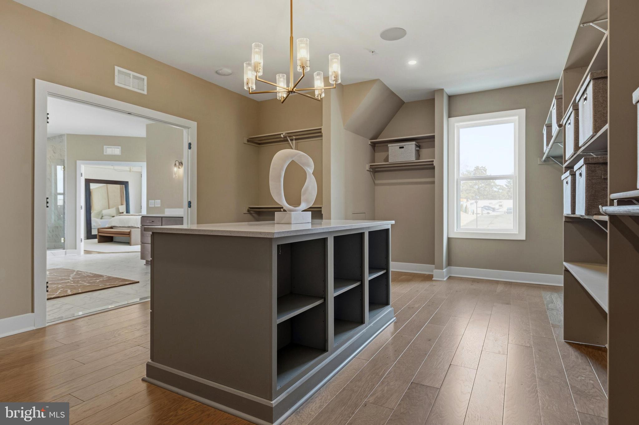 STRATHMORE VIEW - Residential