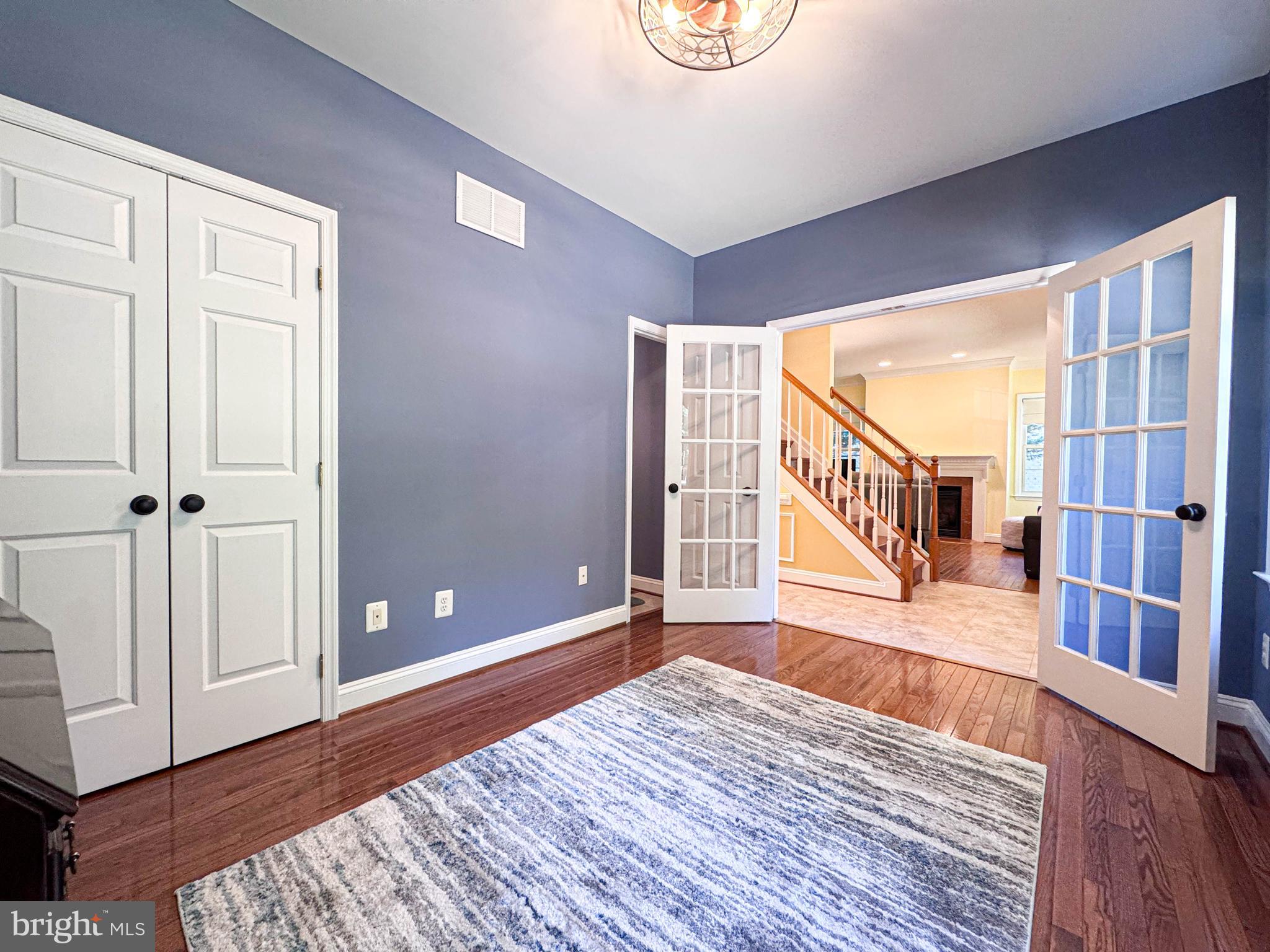 SWANN POINT - Residential