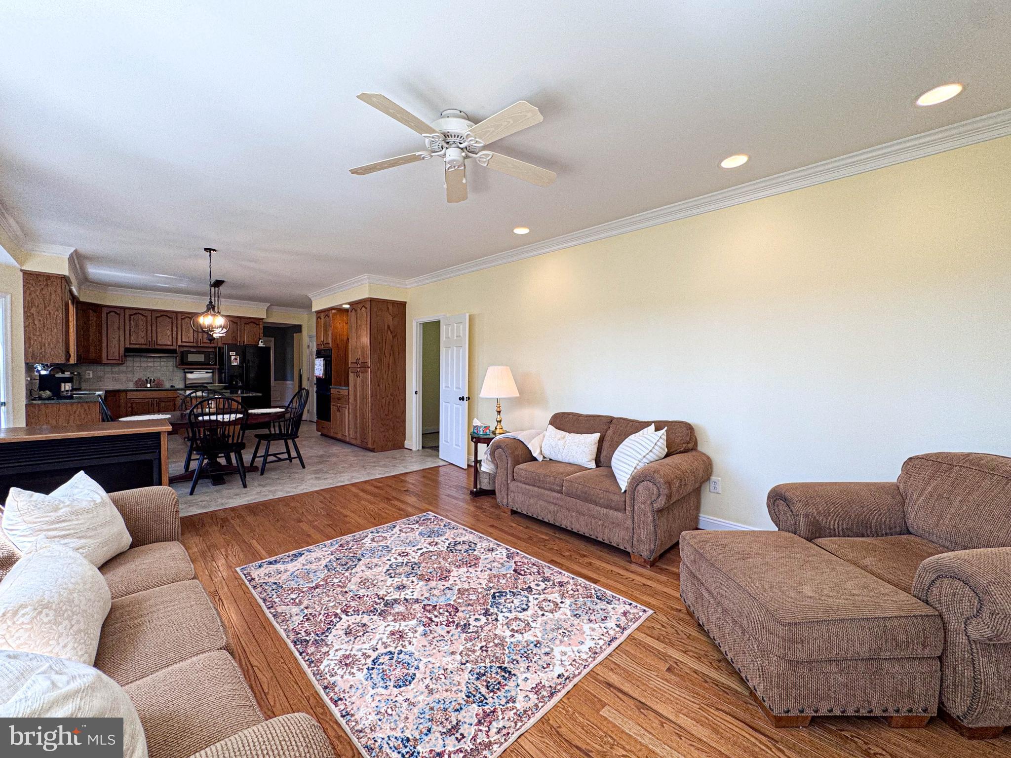 SWANN POINT - Residential