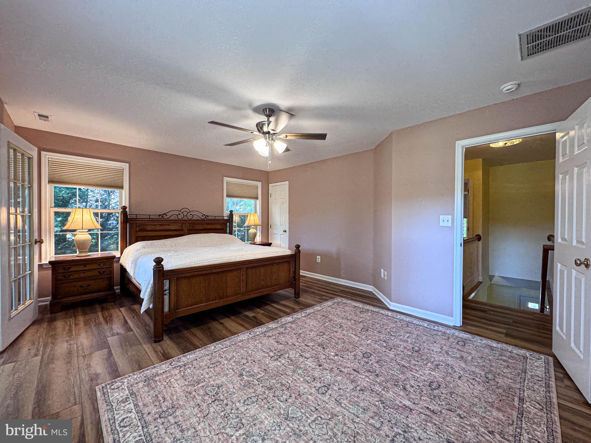 SWANN POINT - Residential