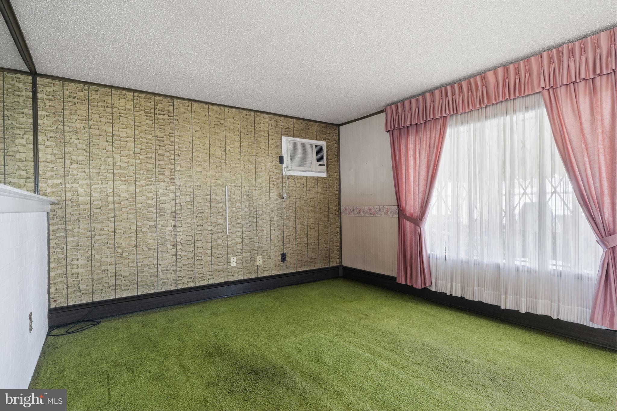 STONEYBROOK - Residential