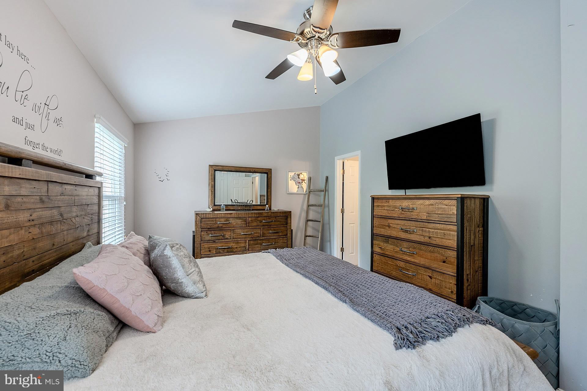 SEQUOIA LEA - Residential
