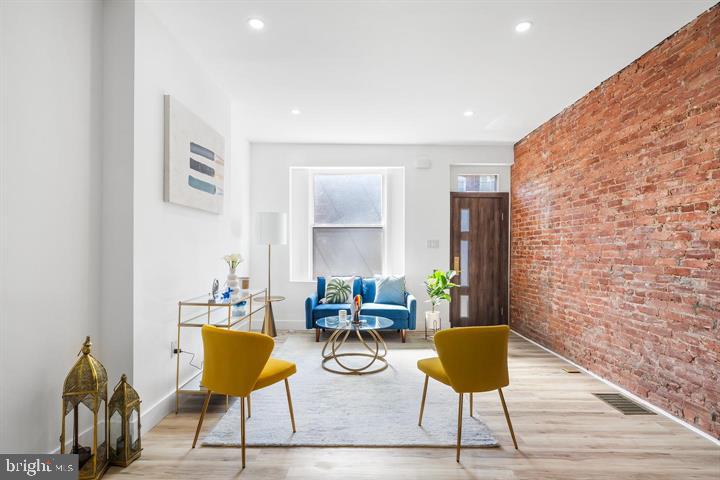 PHILADELPHIA (SOUTH) - Residential