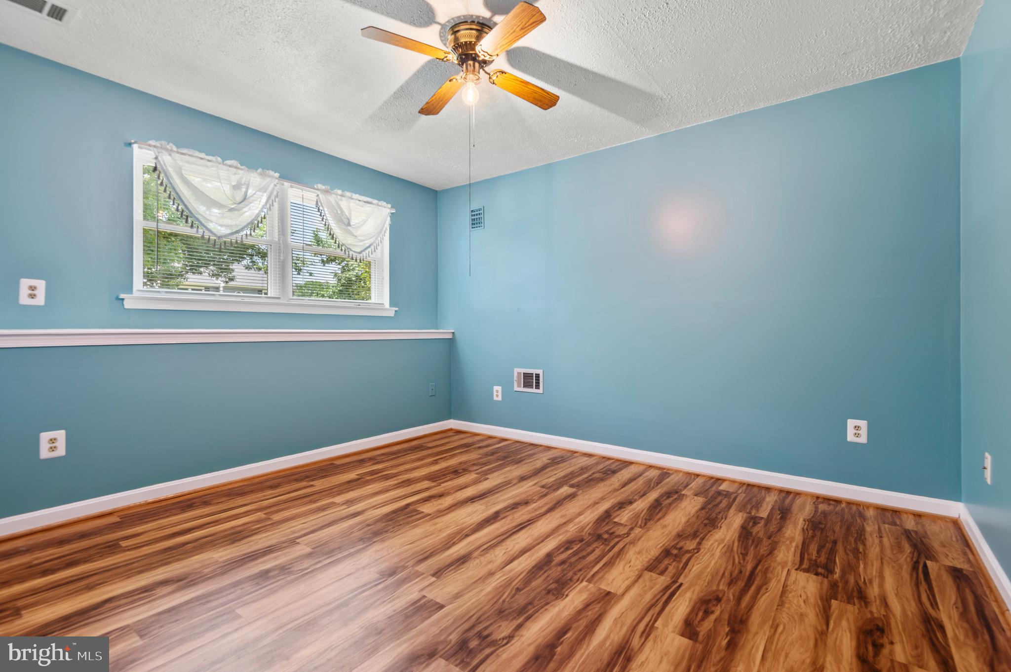 BROCK BRIDGE ESTATES - Residential