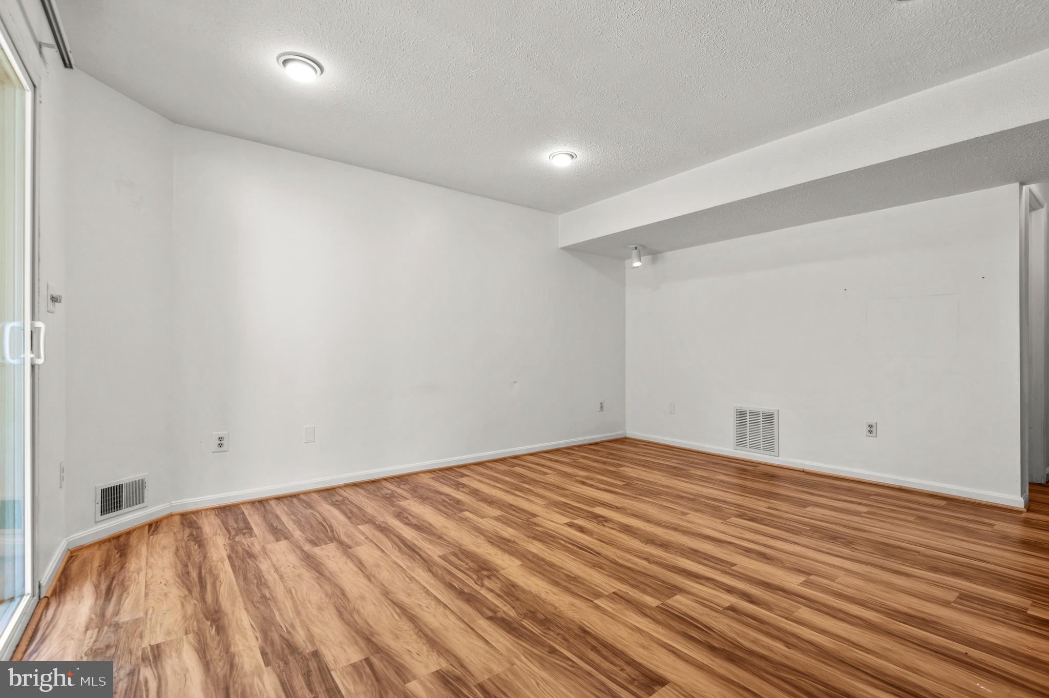 BROCK BRIDGE ESTATES - Residential