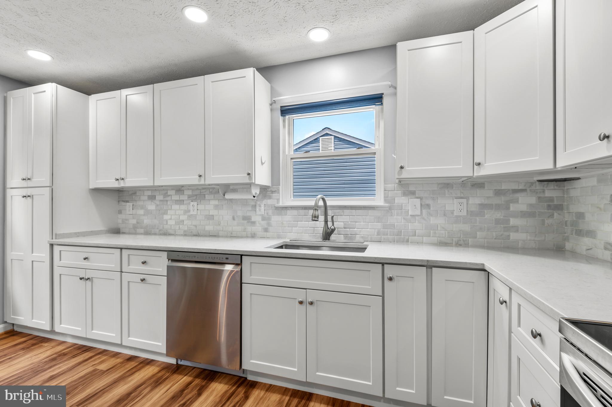 BROCK BRIDGE ESTATES - Residential