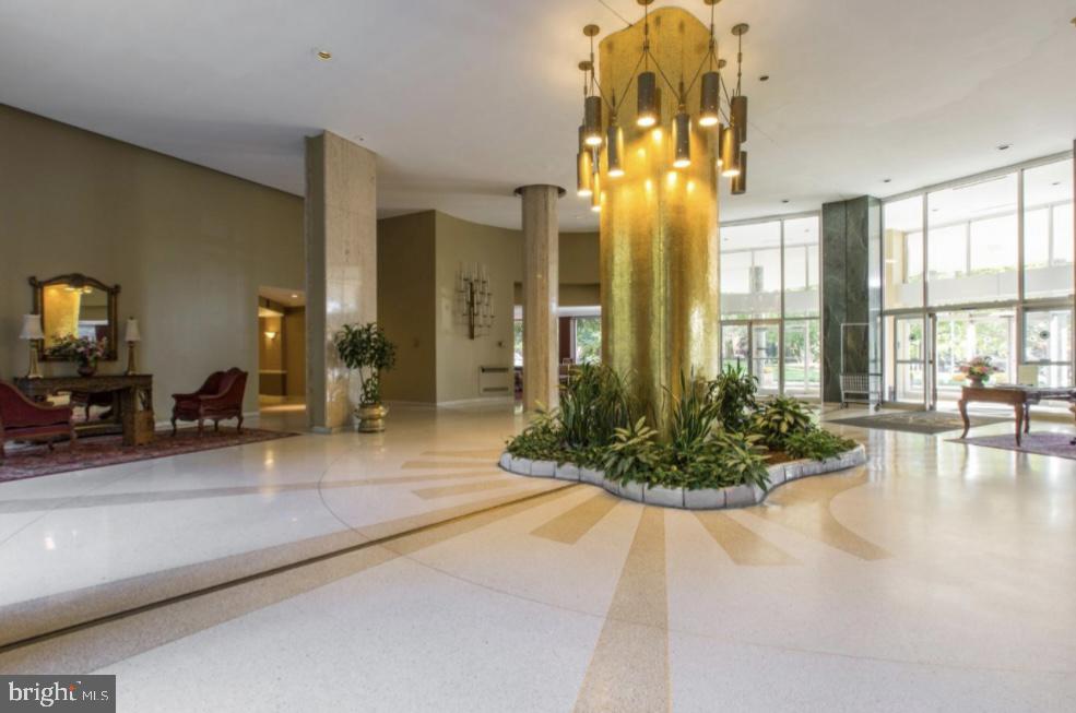 ELKINS PARK - Residential