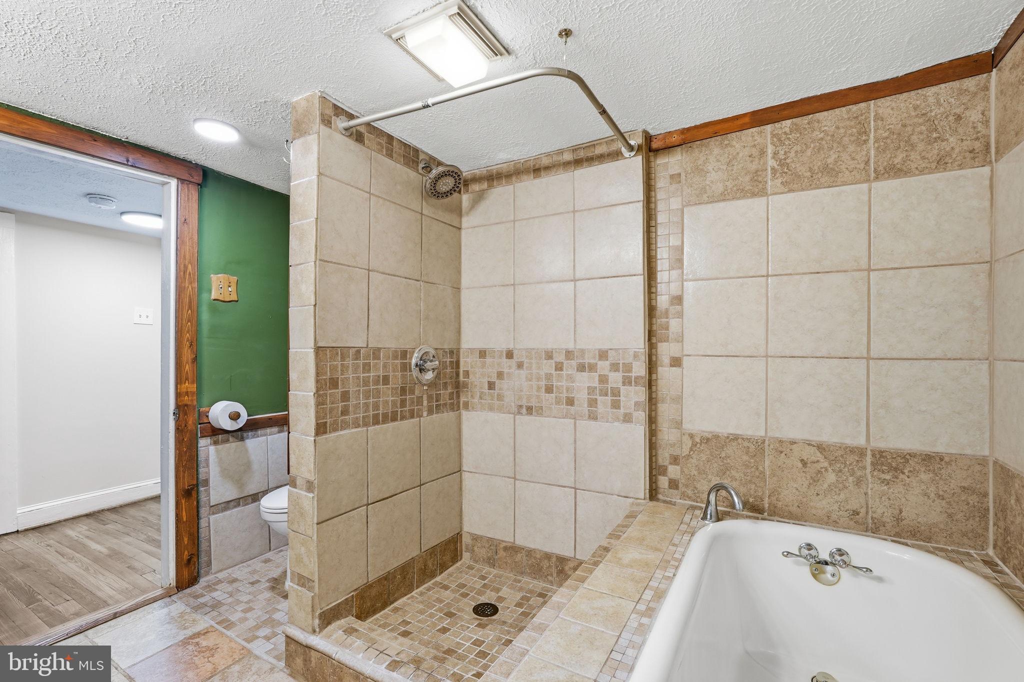 MOUNTAINDALE - Residential