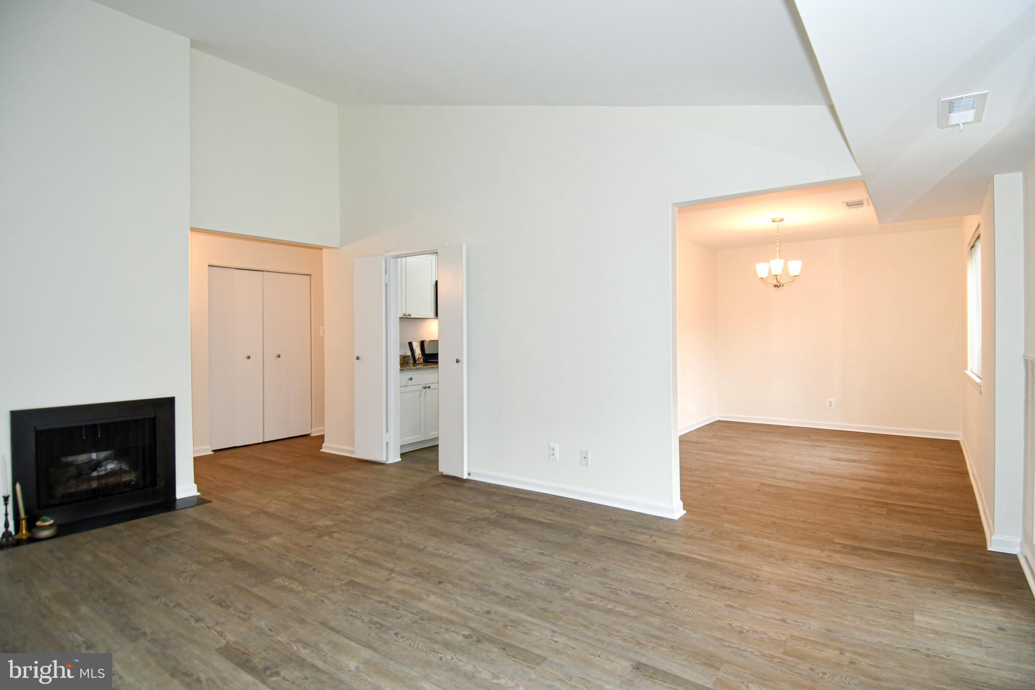 HUNTERS WOODS VILLAGE - Residential