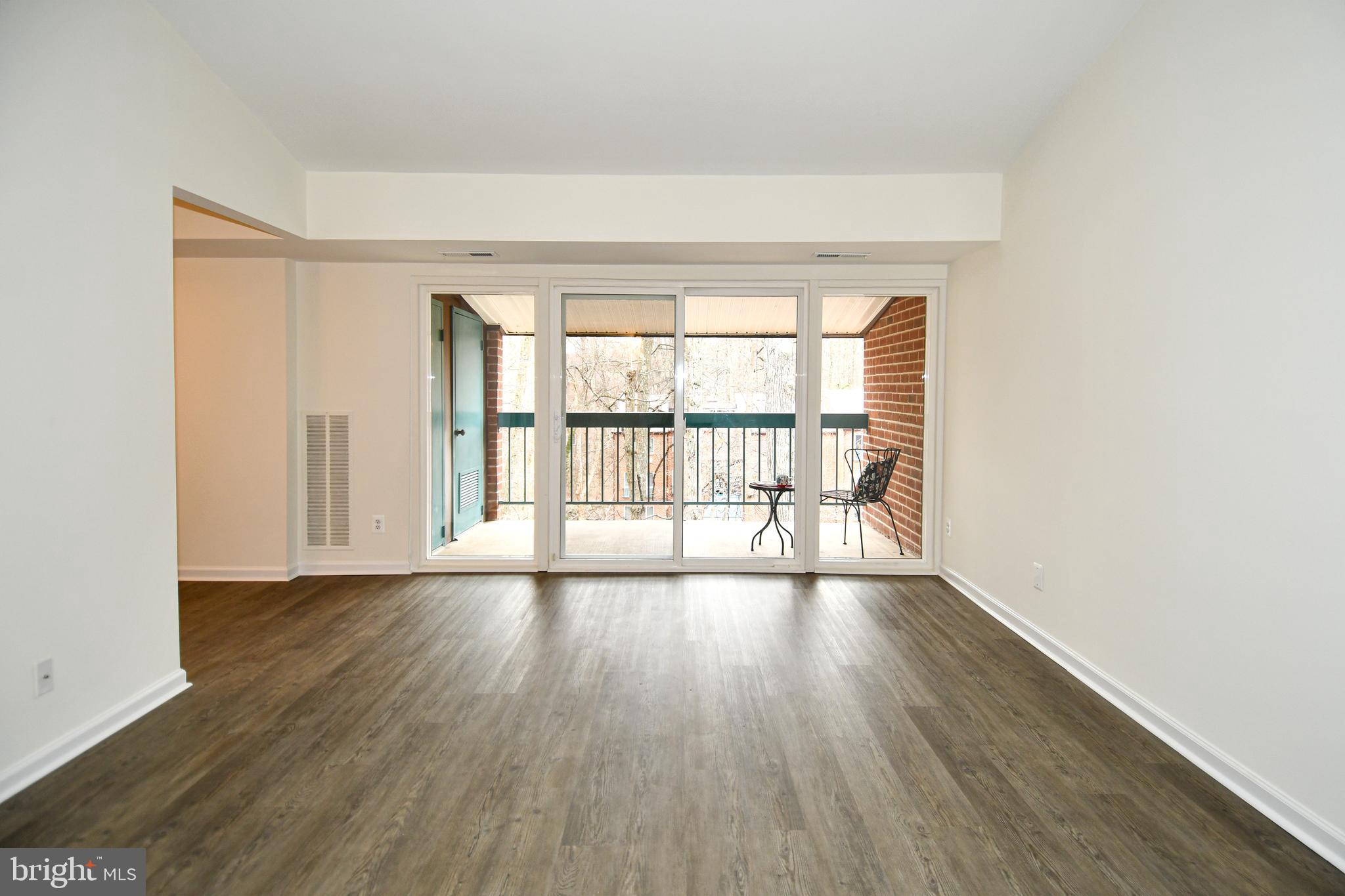 HUNTERS WOODS VILLAGE - Residential