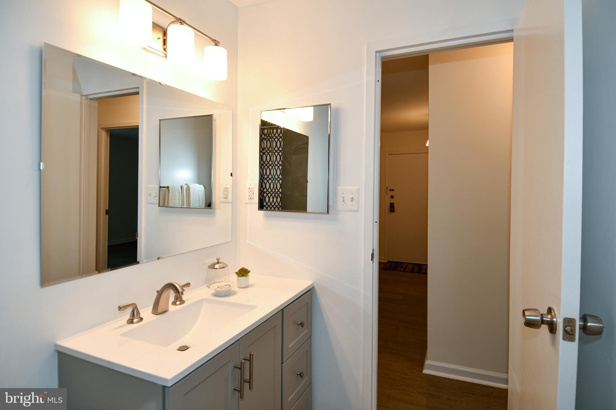 HUNTERS WOODS VILLAGE - Residential