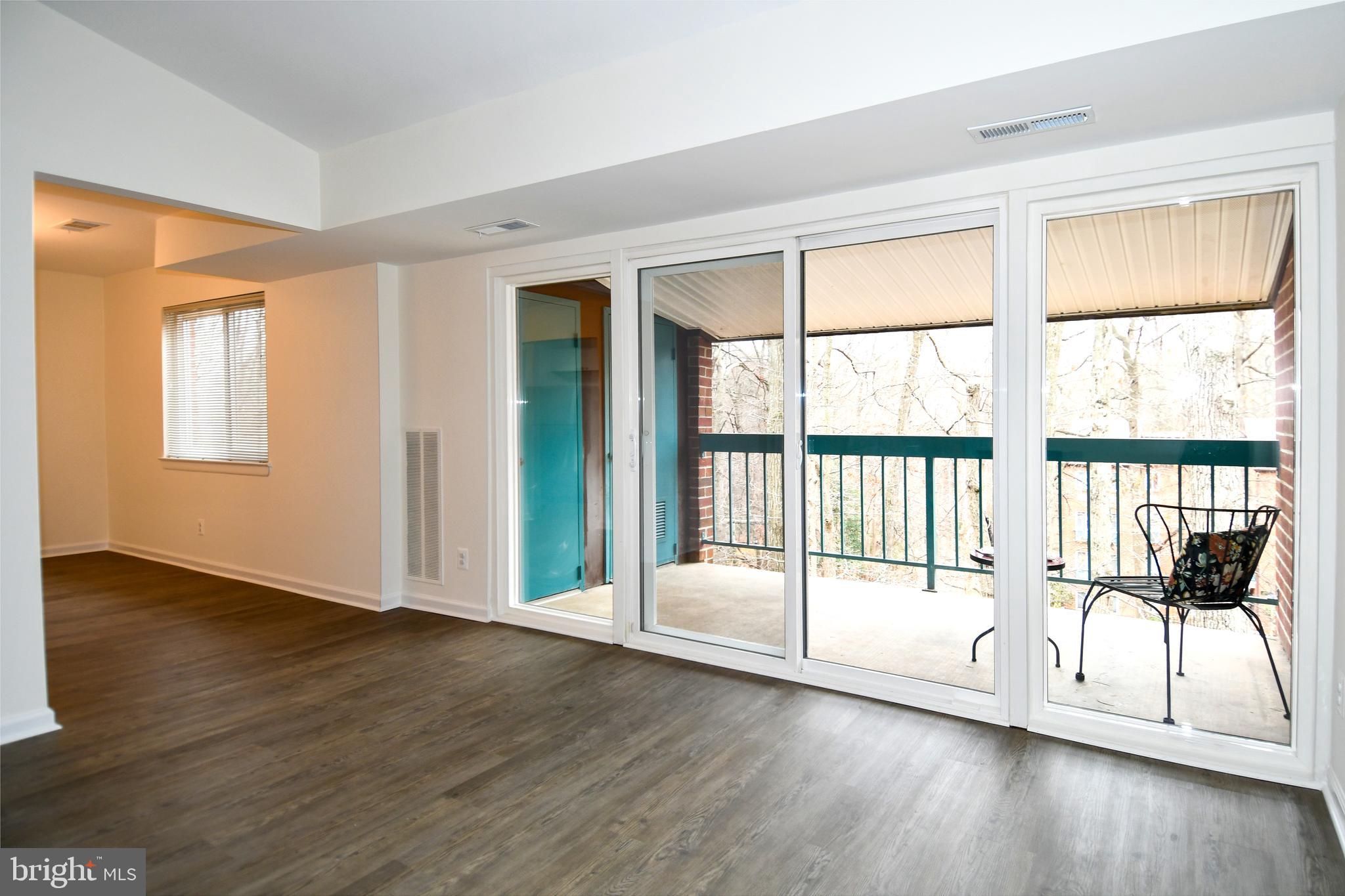 HUNTERS WOODS VILLAGE - Residential
