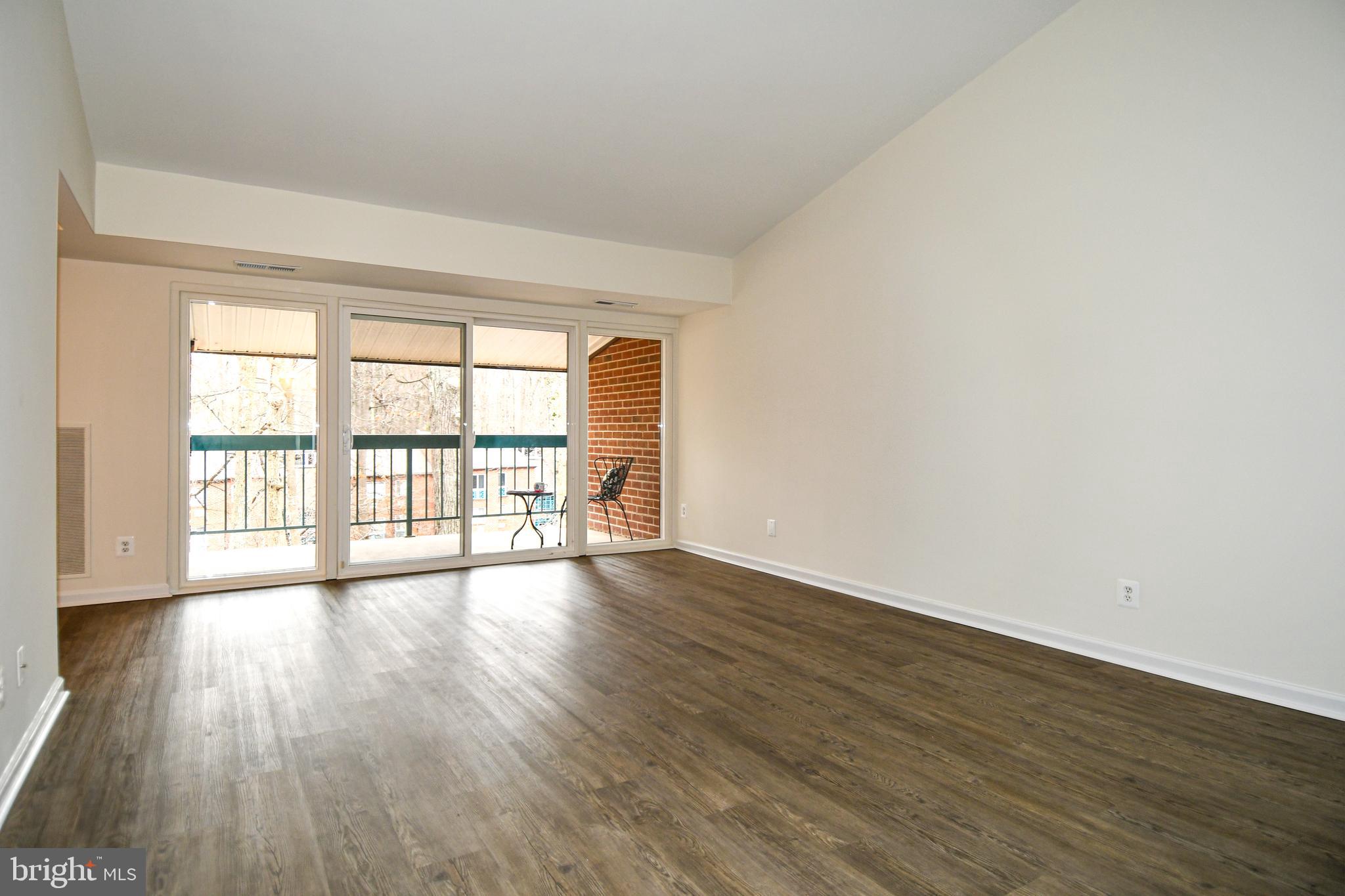 HUNTERS WOODS VILLAGE - Residential