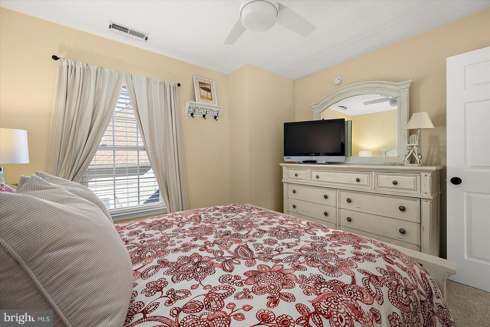 OCEAN PINES - HARBOR VILLAGE - Residential