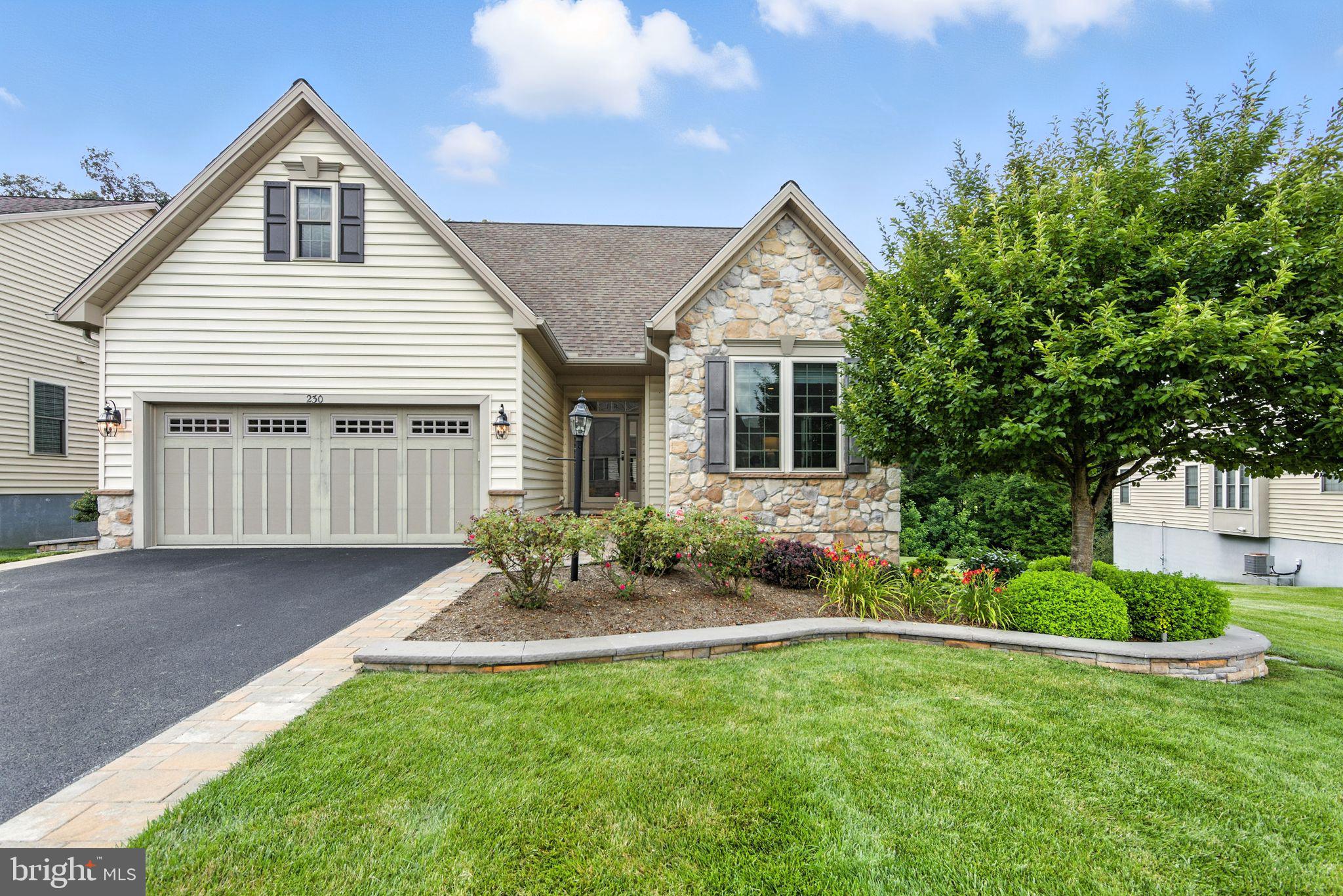 HONEYCROFT VILLAGE - Residential