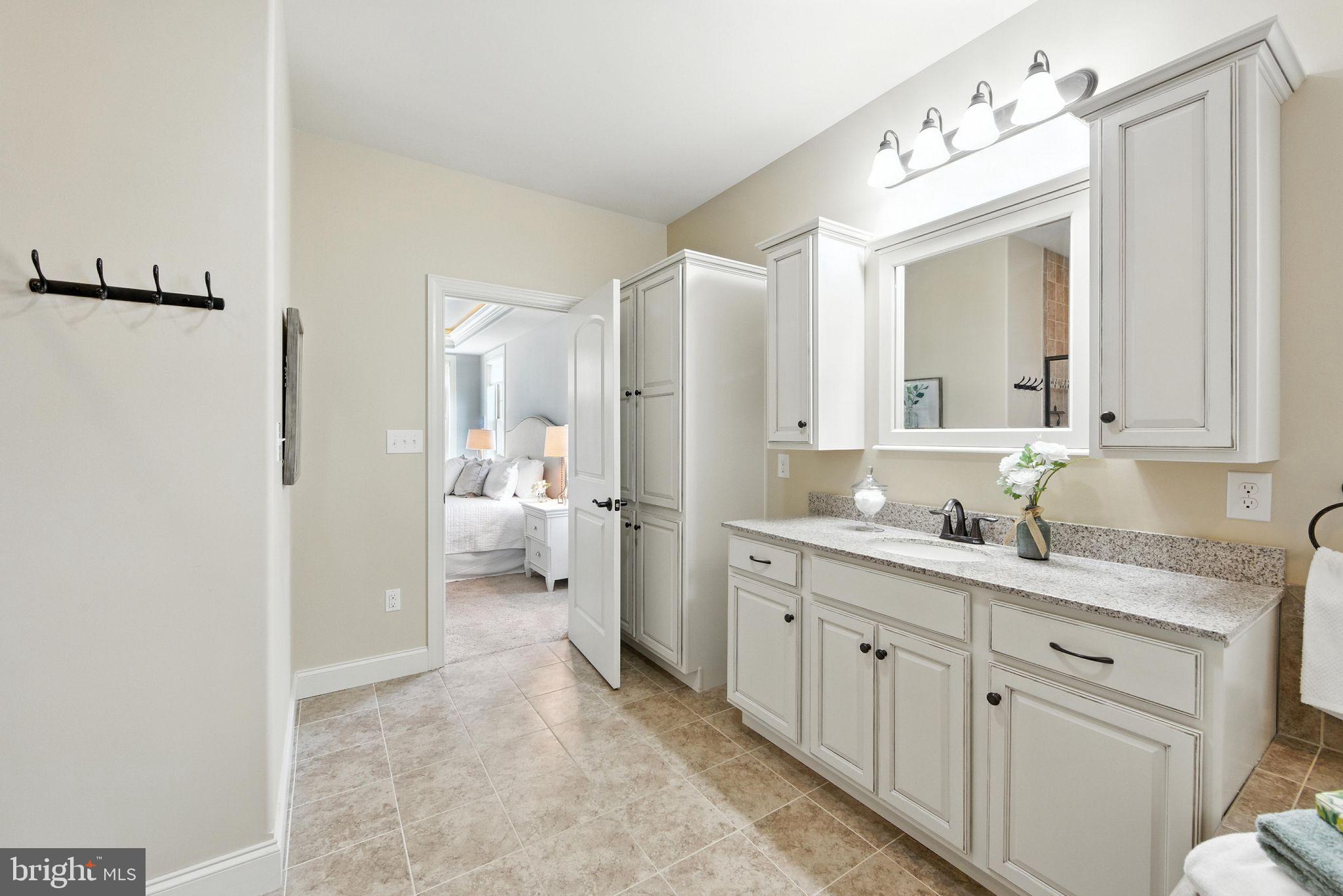 HONEYCROFT VILLAGE - Residential