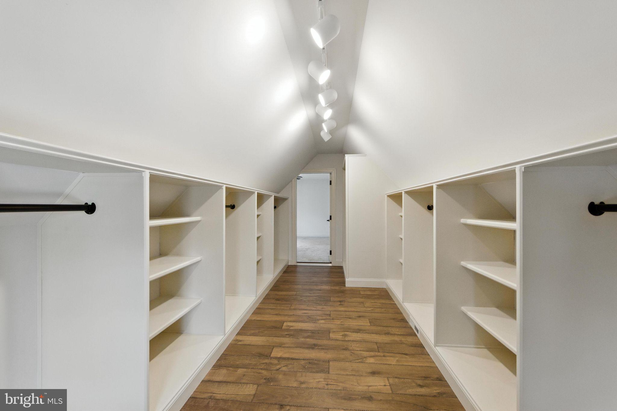HONEYCROFT VILLAGE - Residential