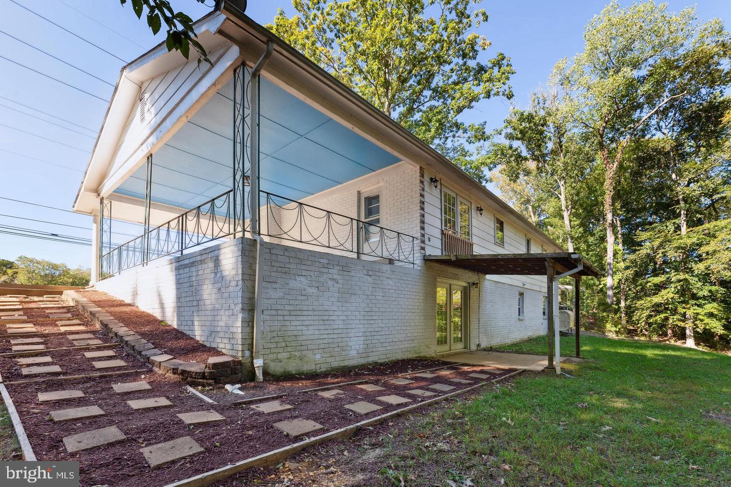 NEWTOWN ESTATES SUB - Residential