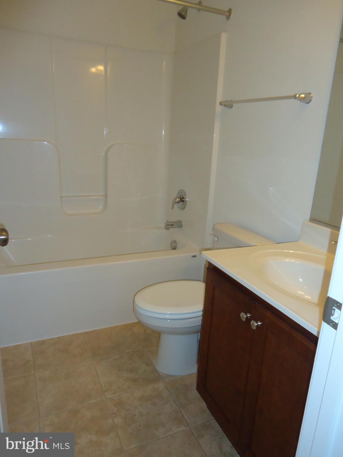 LADYSMITH VILLAGE - Residential Lease