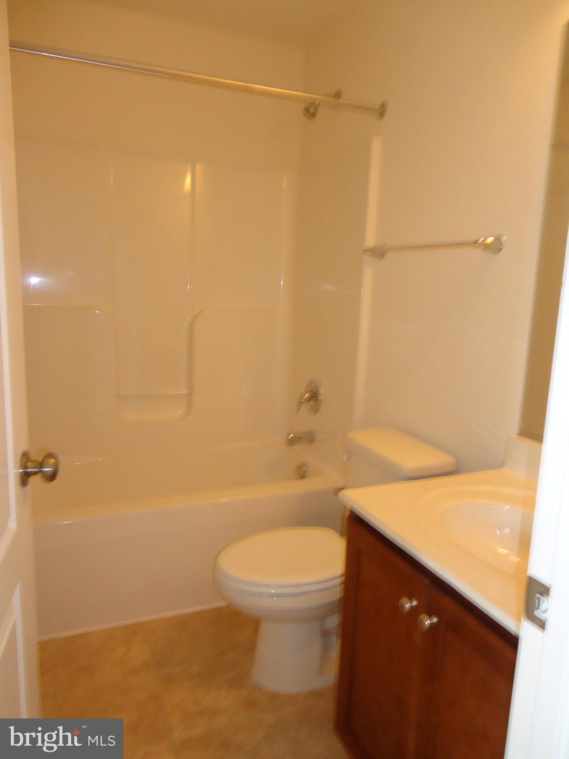 LADYSMITH VILLAGE - Residential Lease