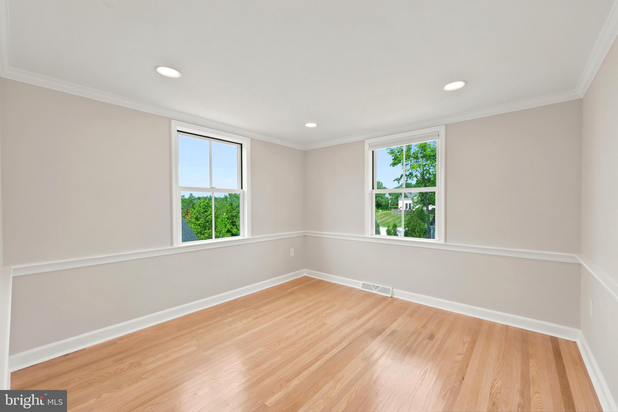 ELLIGER PARK - Residential