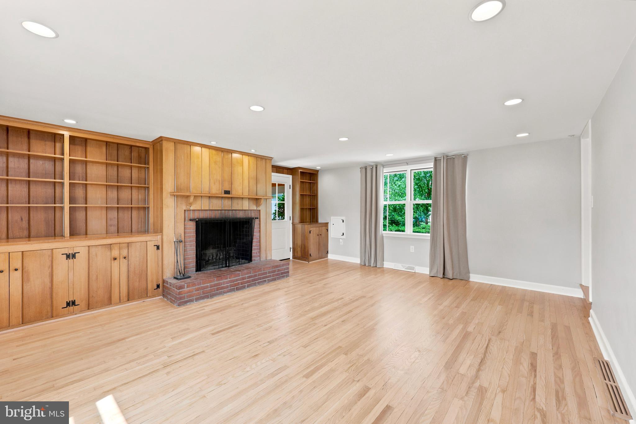 ELLIGER PARK - Residential