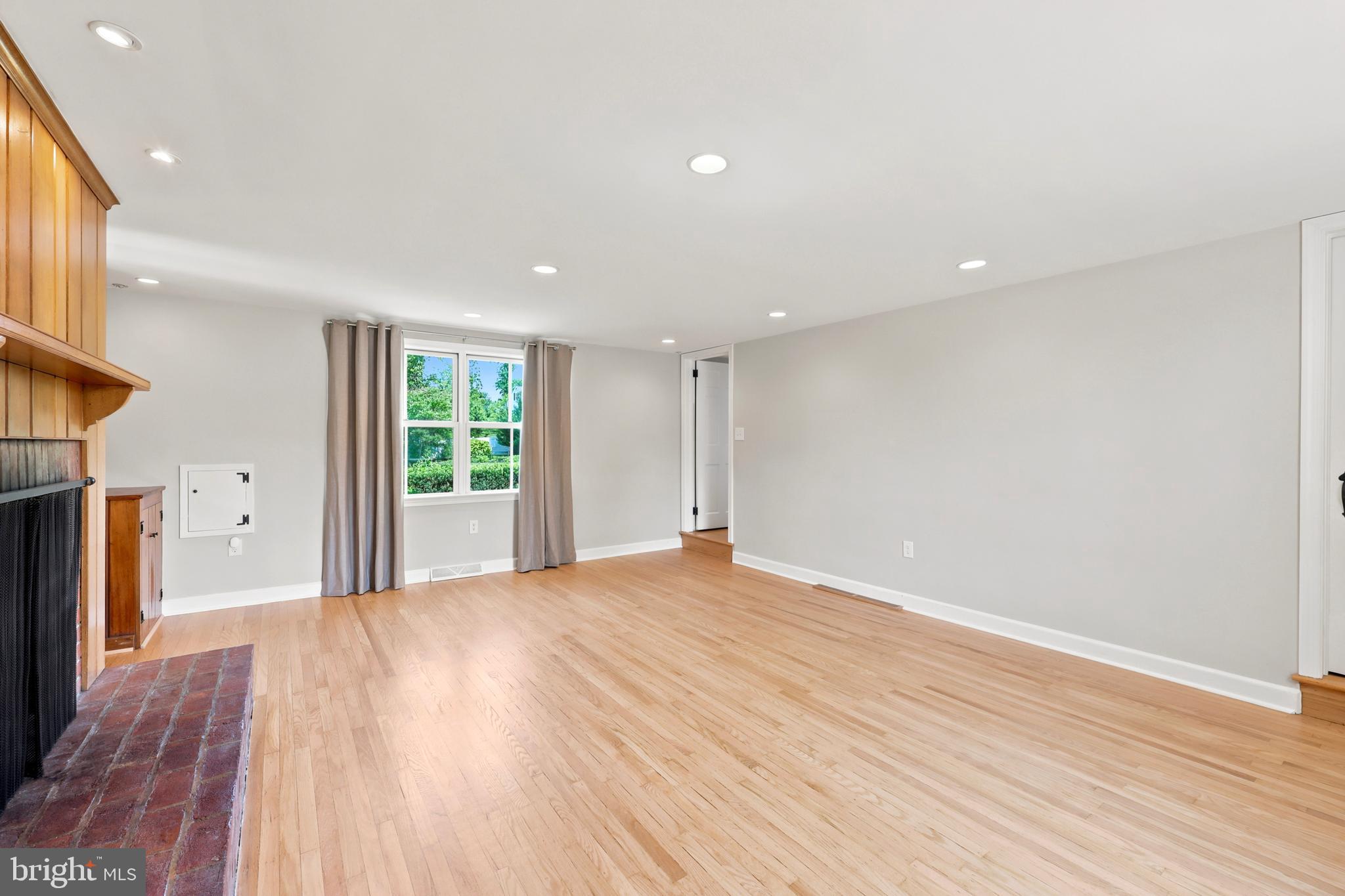 ELLIGER PARK - Residential