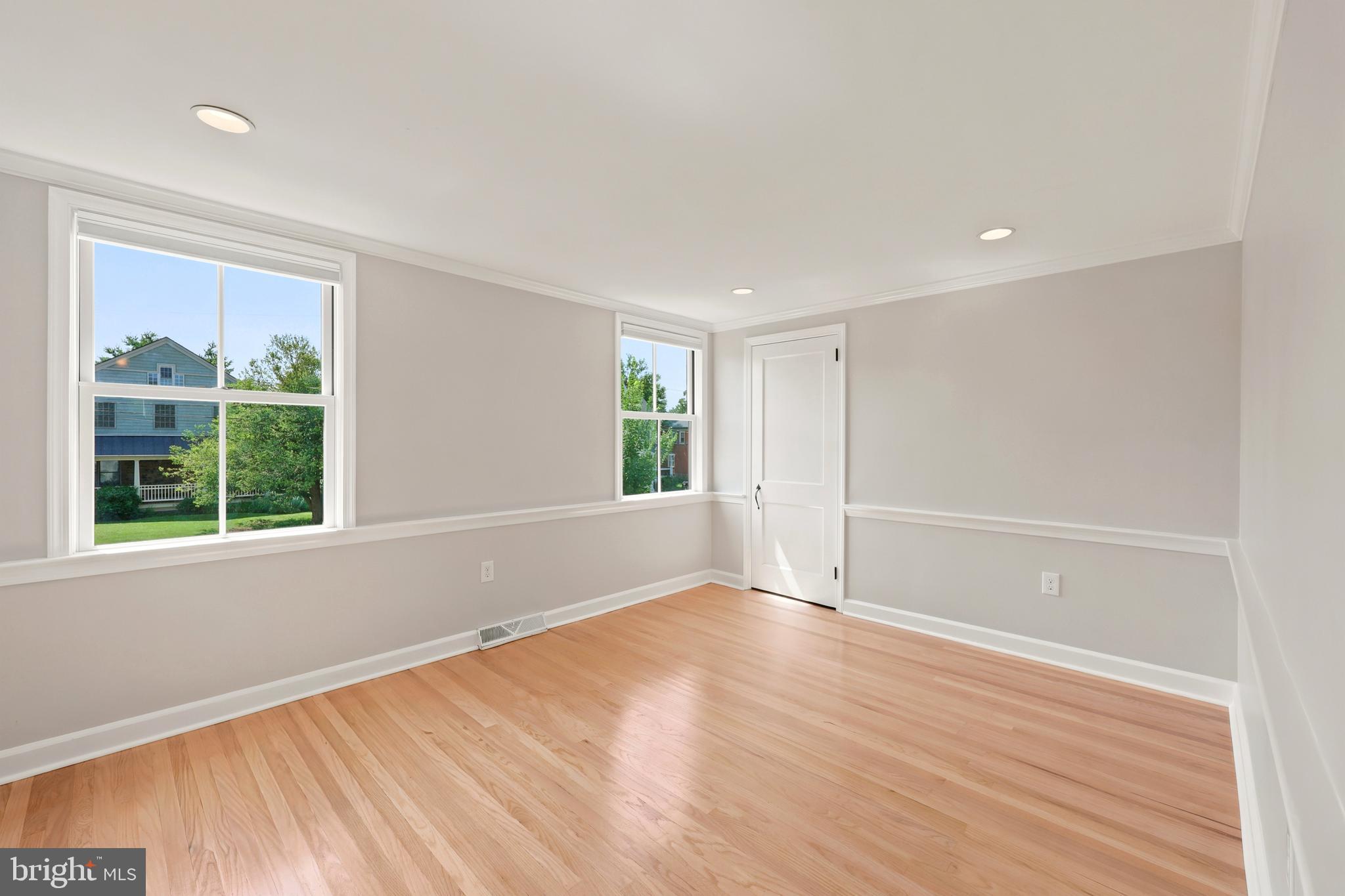 ELLIGER PARK - Residential