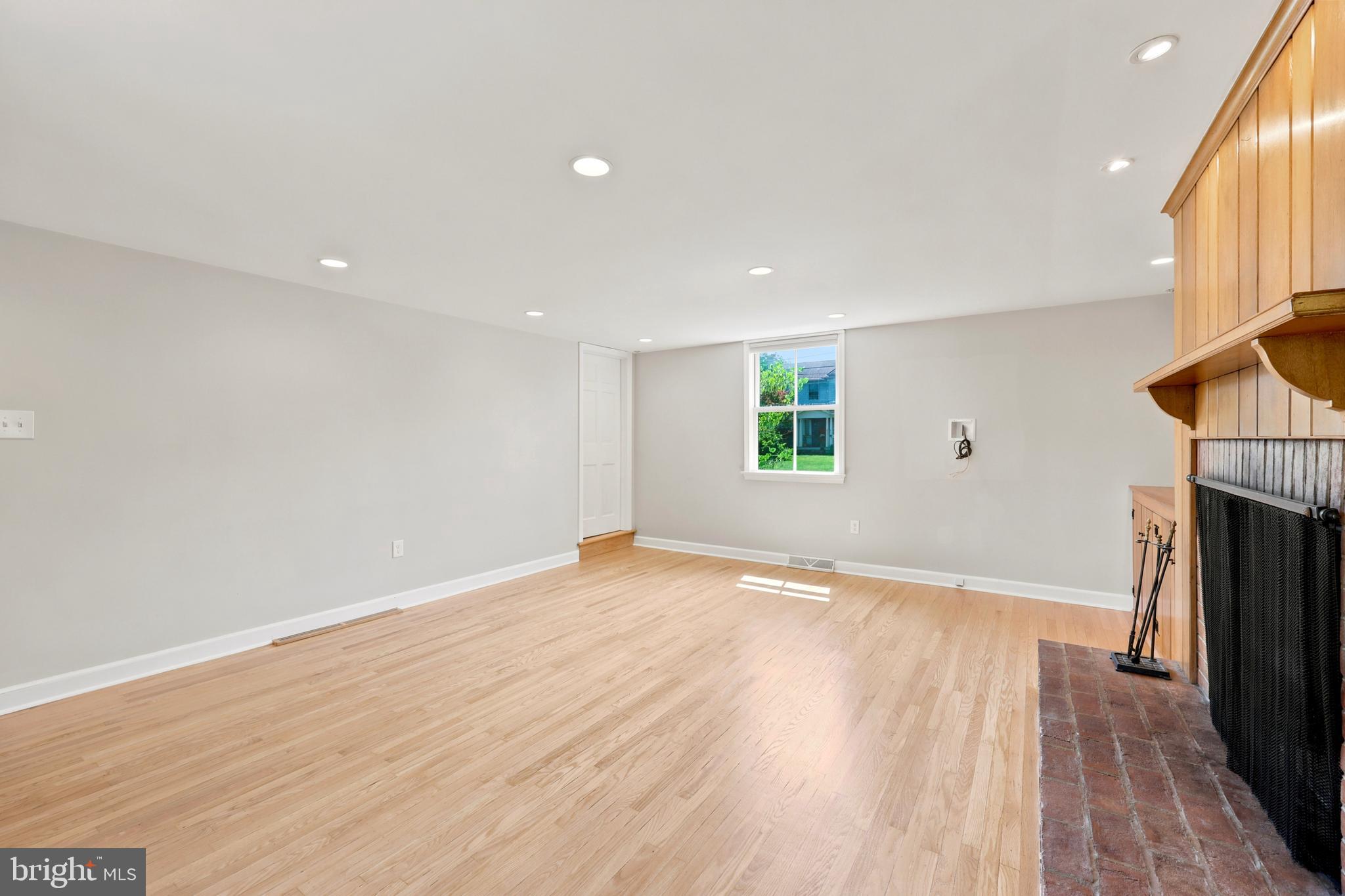 ELLIGER PARK - Residential