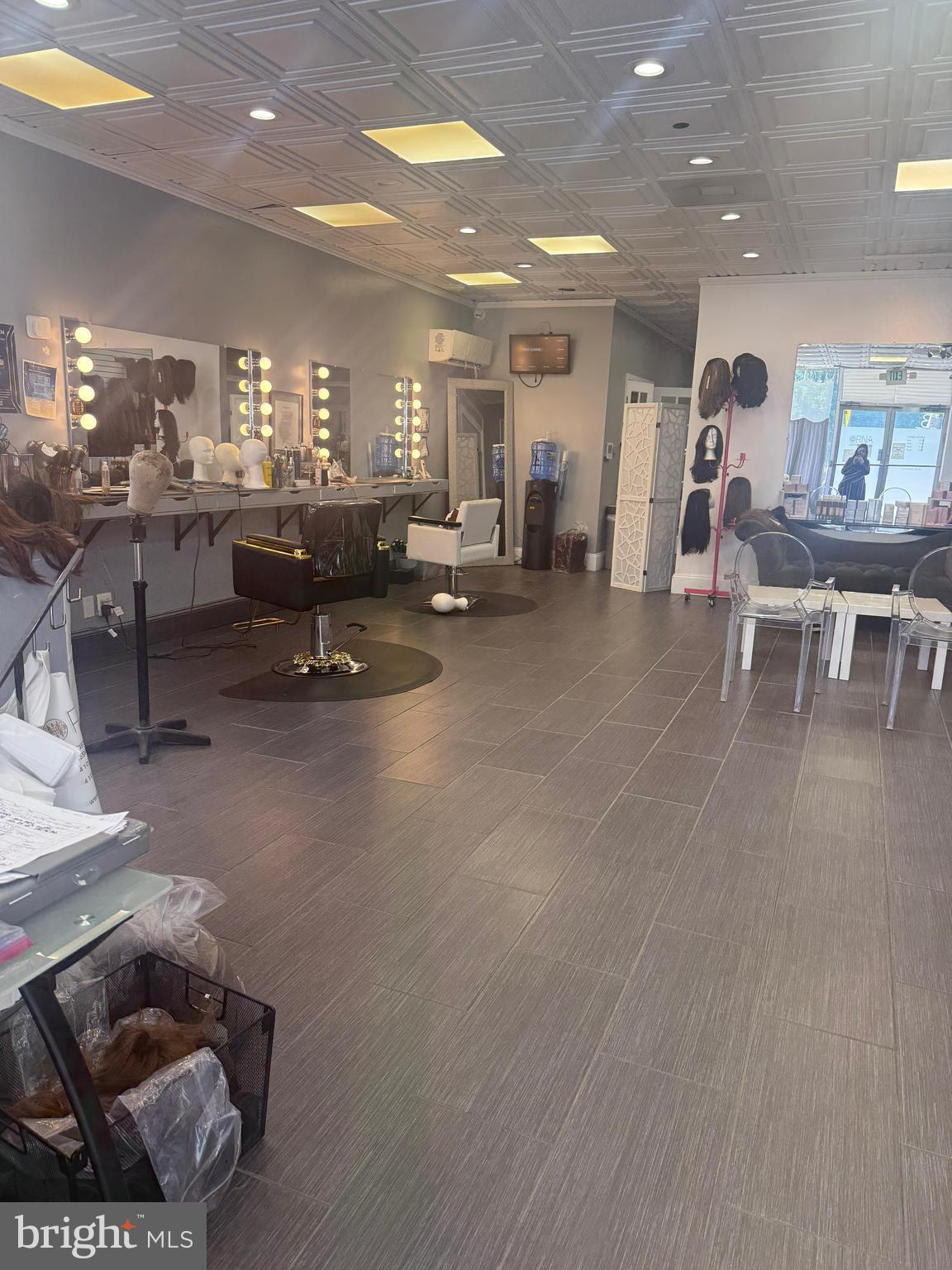 PIKESVILLE - Business Opportunity