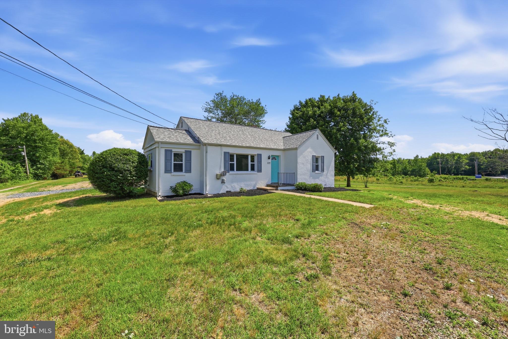MARSHALL'S CORNER - Residential