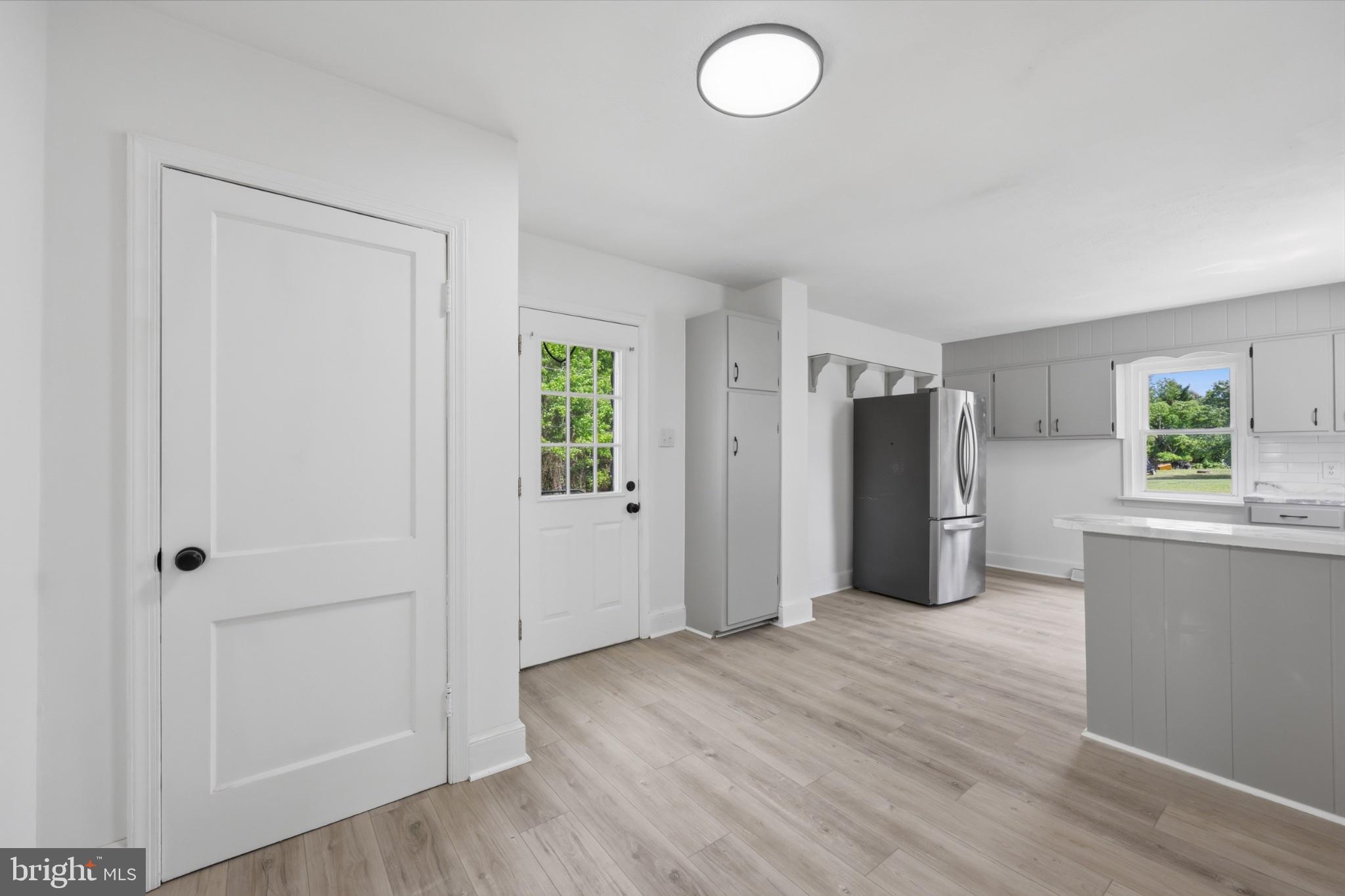 MARSHALL'S CORNER - Residential