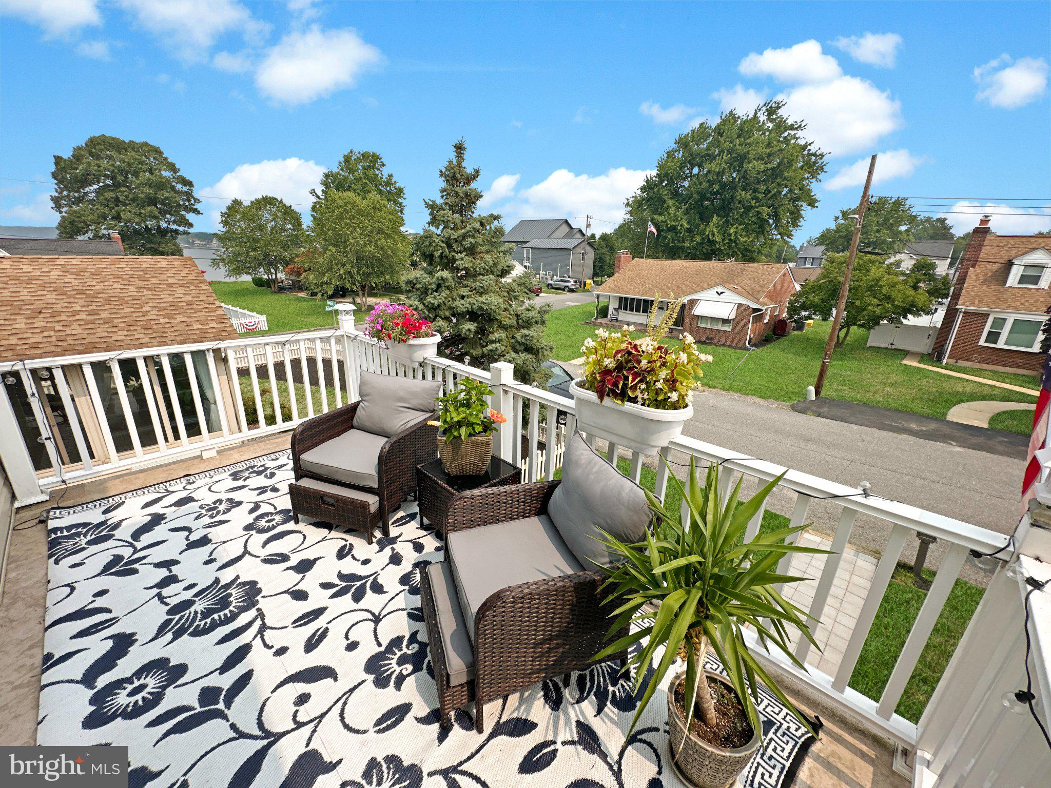 SUNSET BEACH - Residential