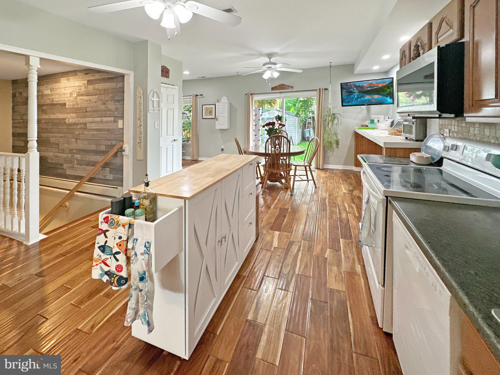 SUNSET BEACH - Residential