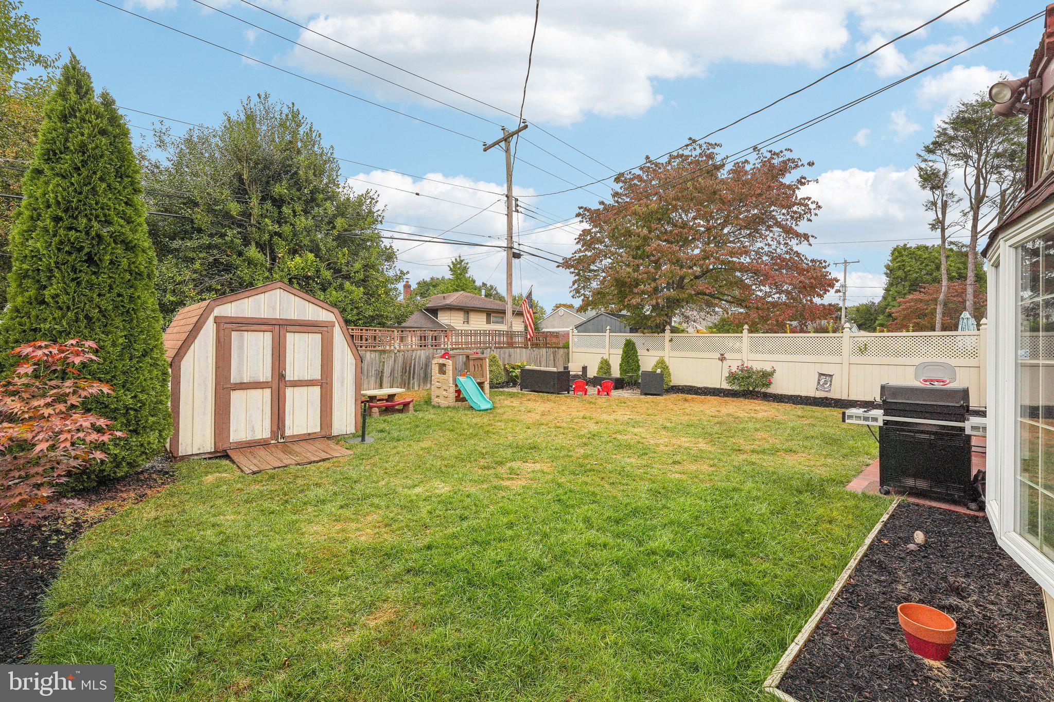 HAVERTOWN - Residential