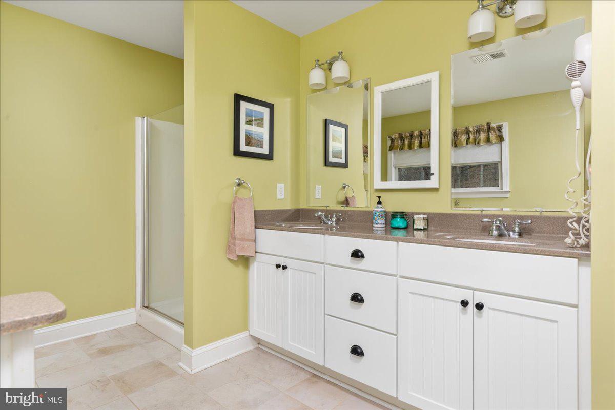 ESTATES AT CLAYTONS REST - Residential