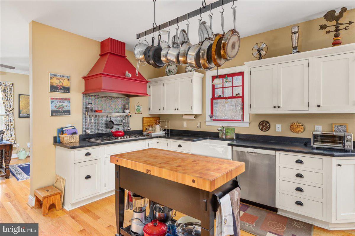 ESTATES AT CLAYTONS REST - Residential