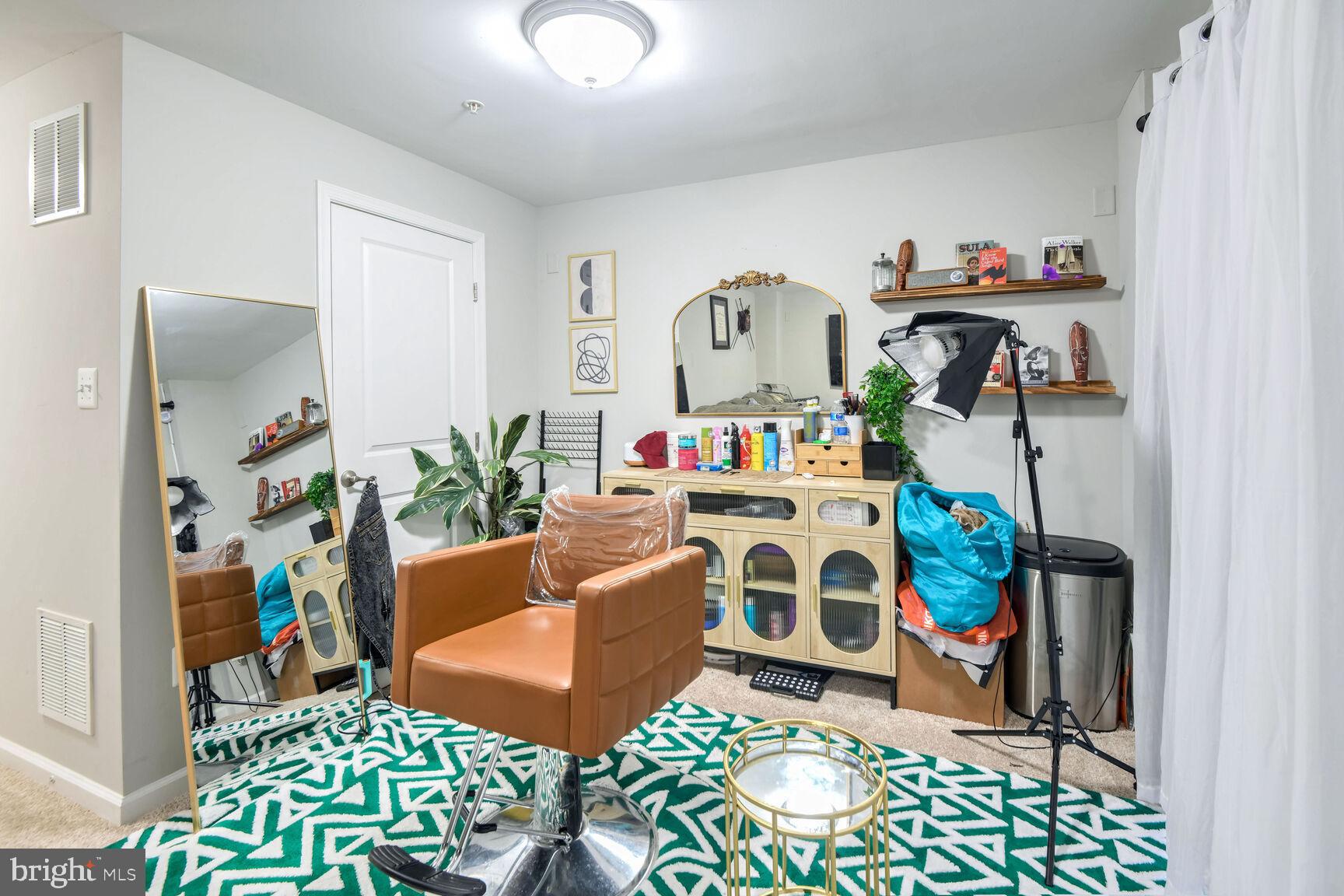 TANYARD SPRINGS TOWNHOMES - Residential