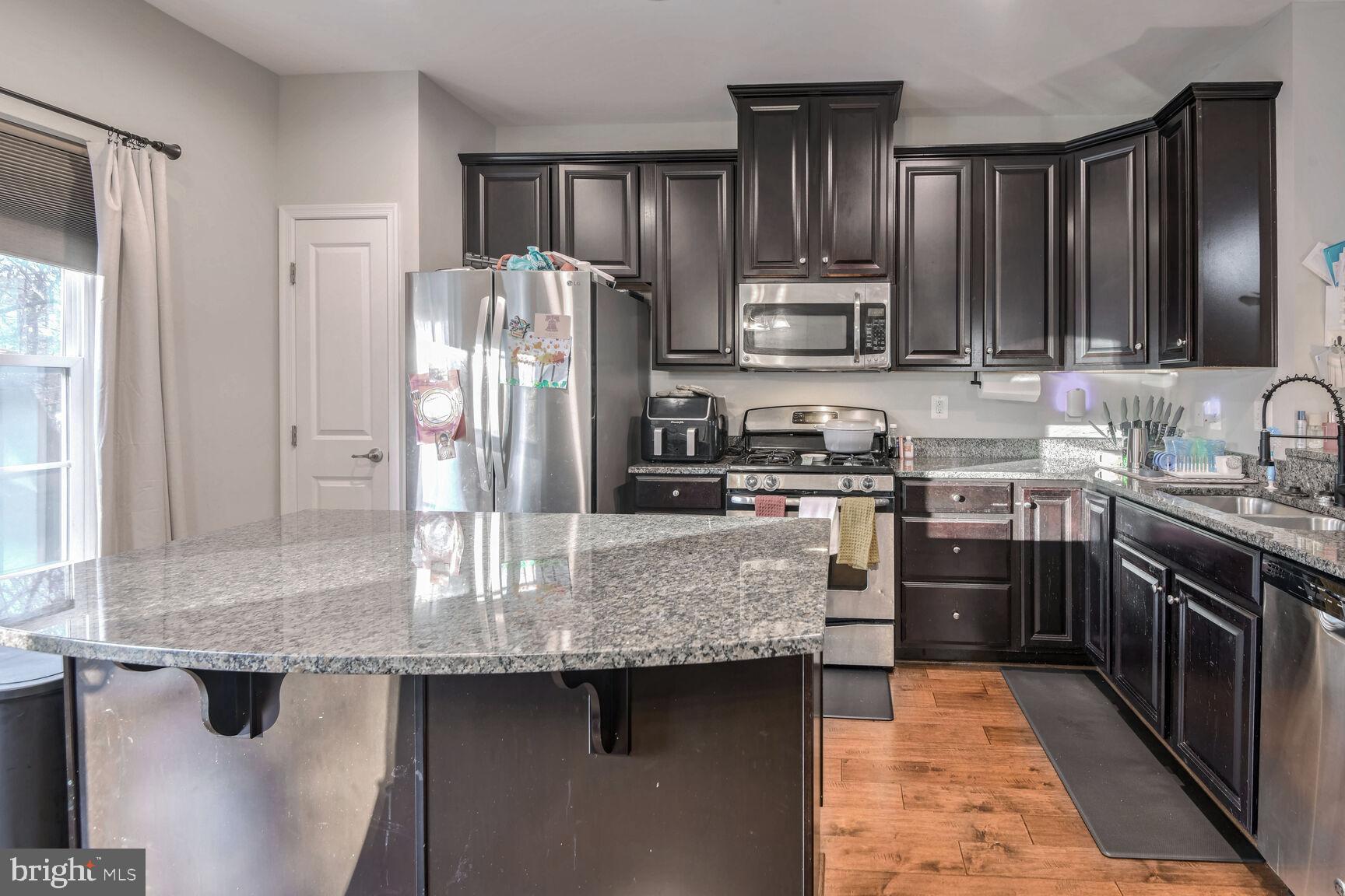 TANYARD SPRINGS TOWNHOMES - Residential