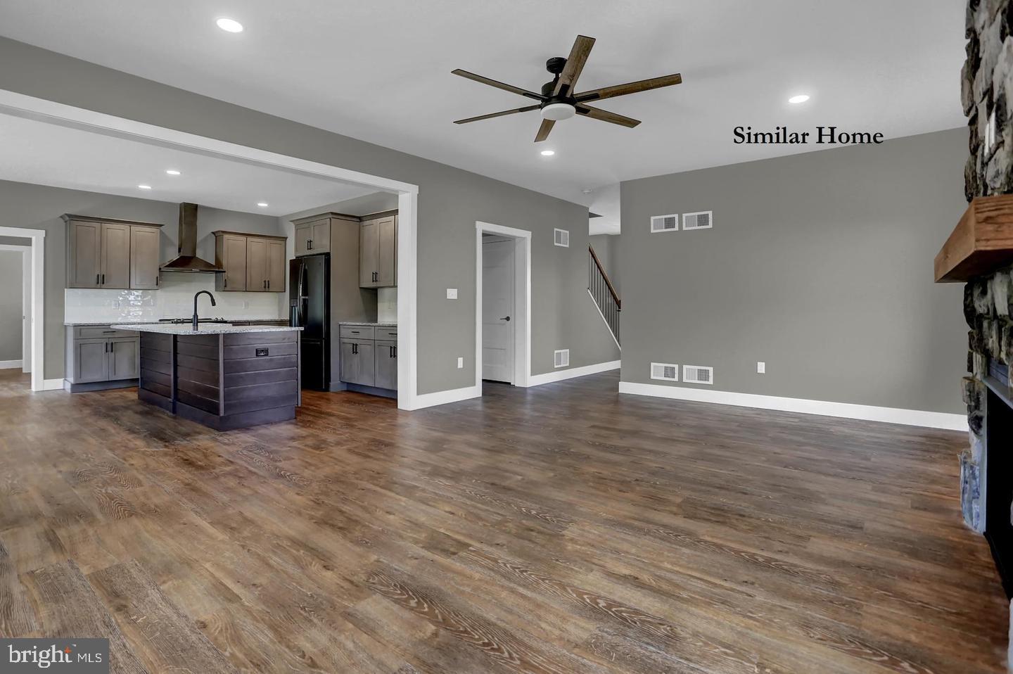 WINDY HILL ROAD - Residential