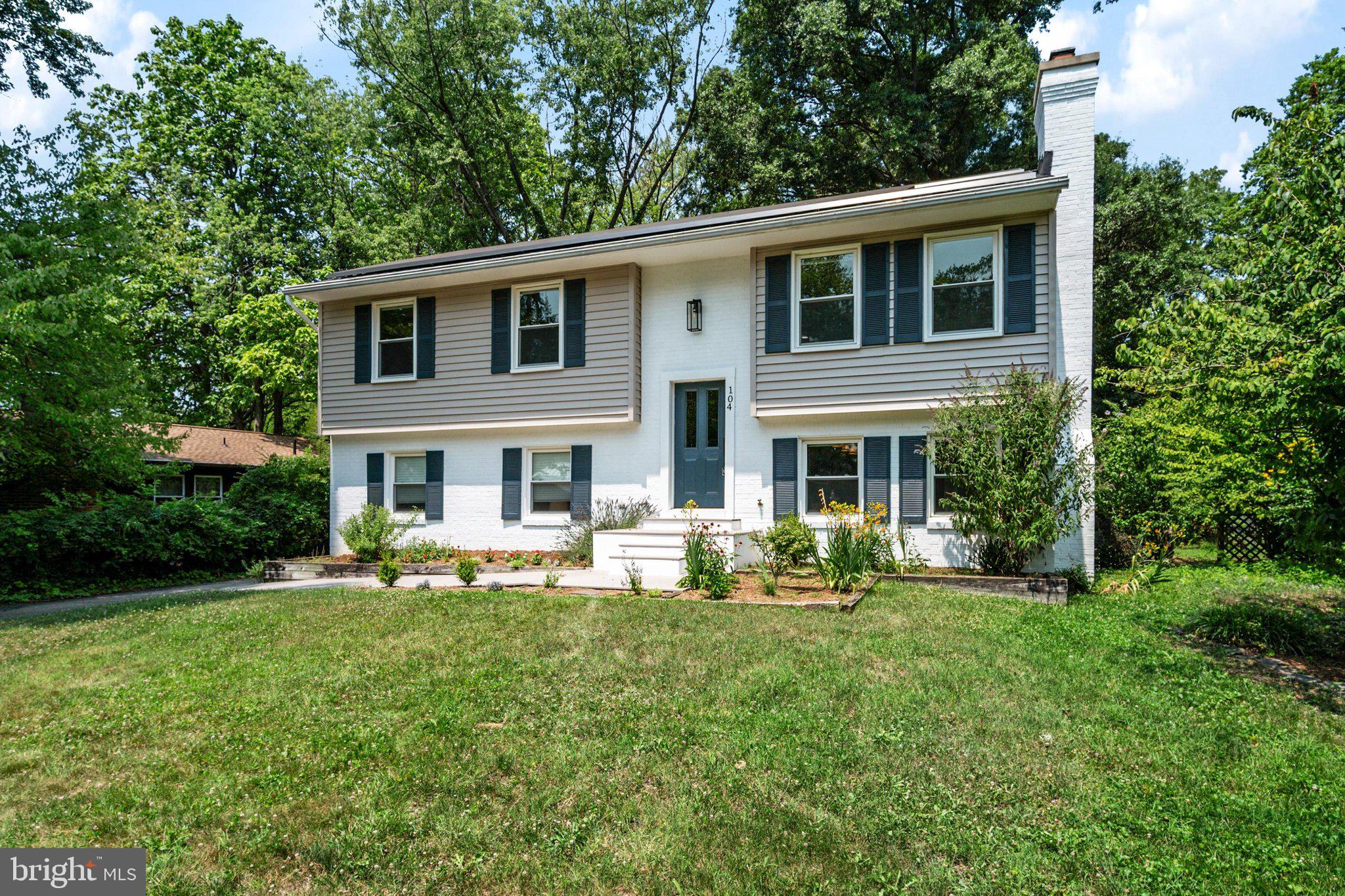 HILLSMERE ESTATES - Residential