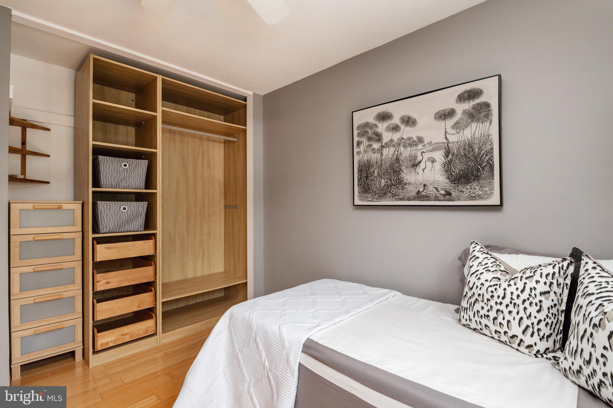 HILLSMERE ESTATES - Residential