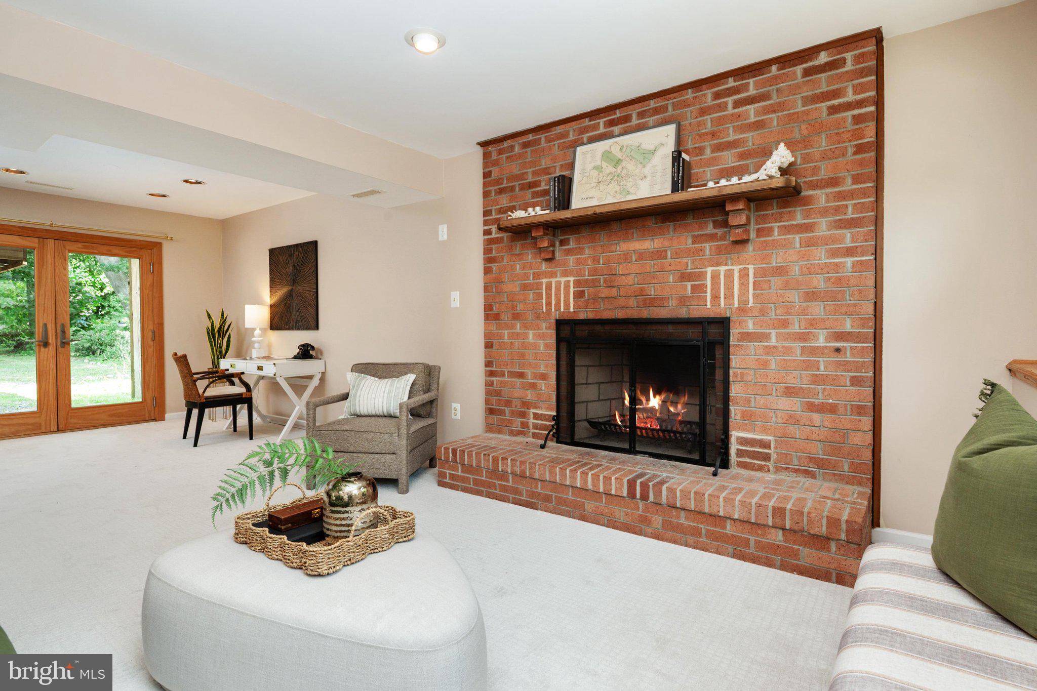 HILLSMERE ESTATES - Residential