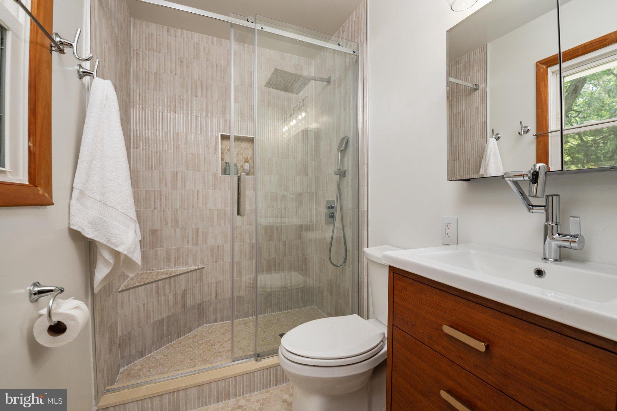 HILLSMERE ESTATES - Residential