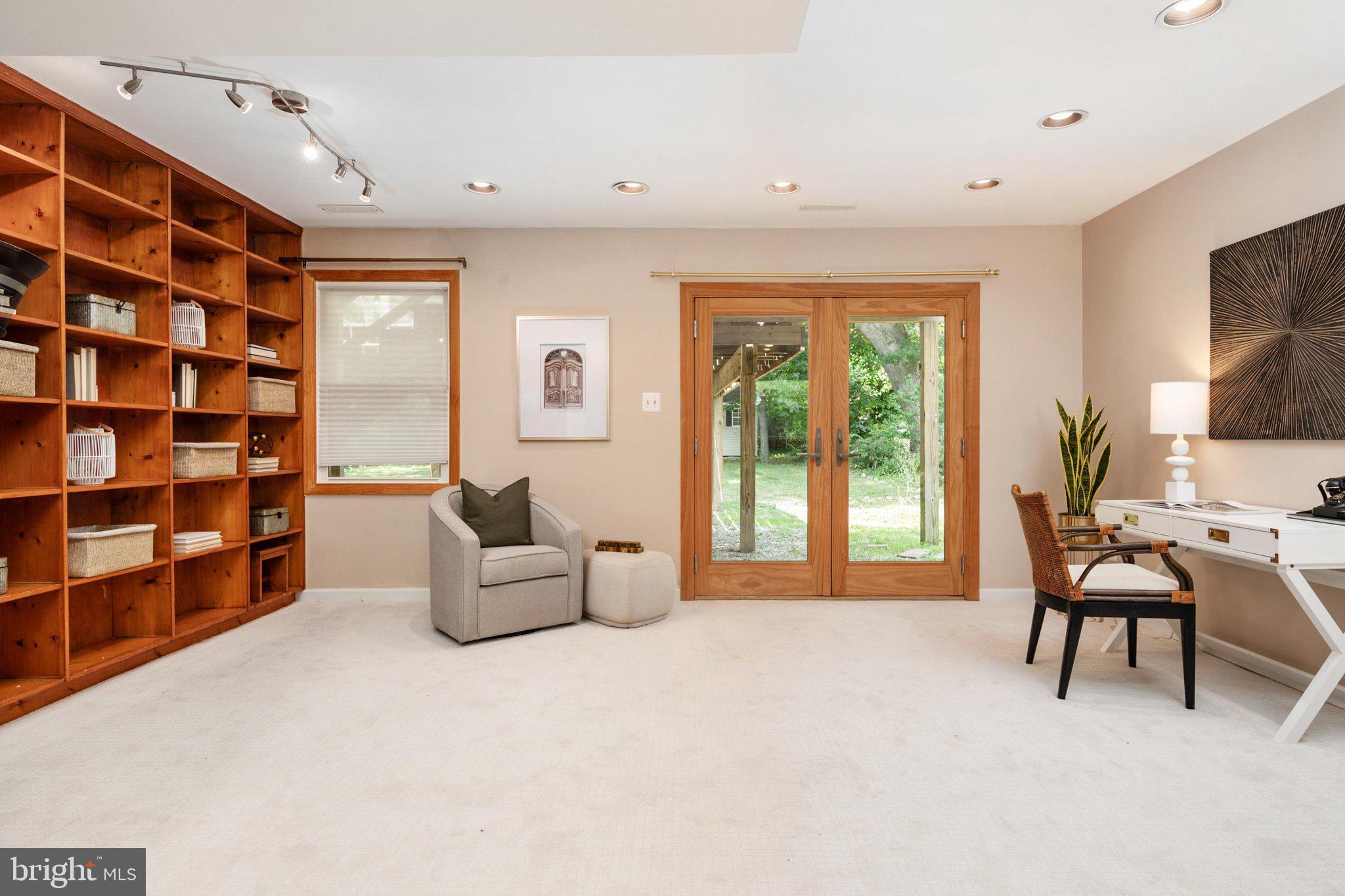 HILLSMERE ESTATES - Residential