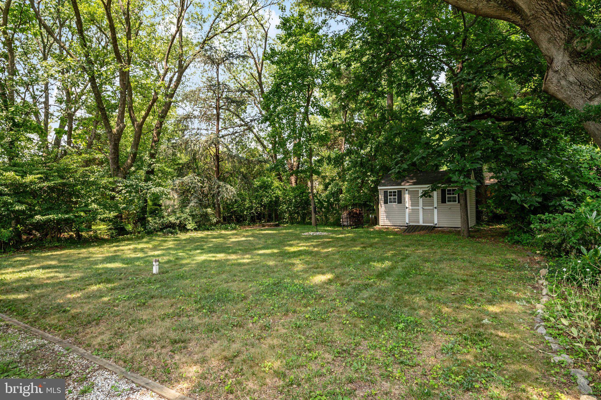 HILLSMERE ESTATES - Residential