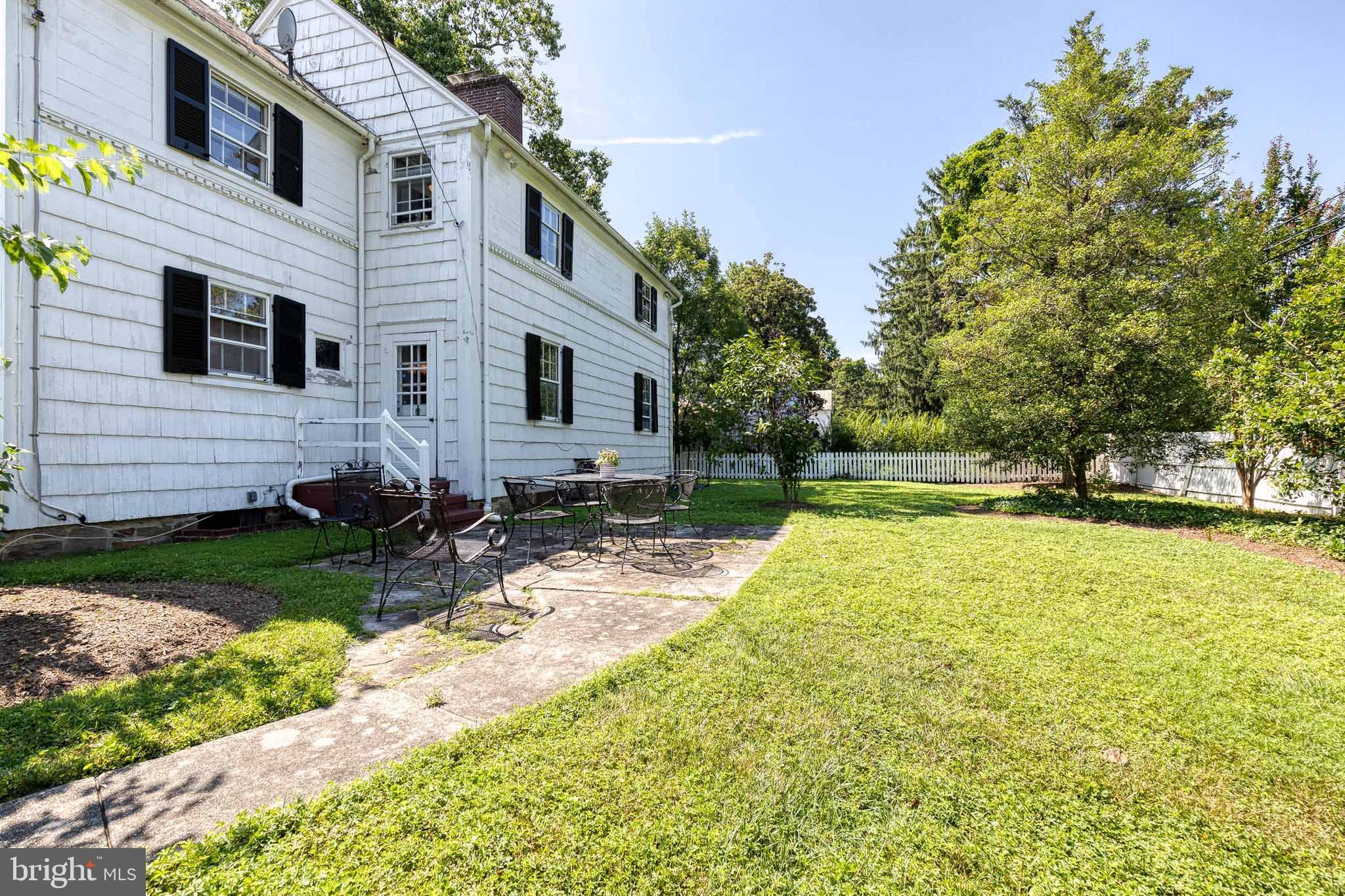HOMELAND HISTORIC DISTRICT - Residential